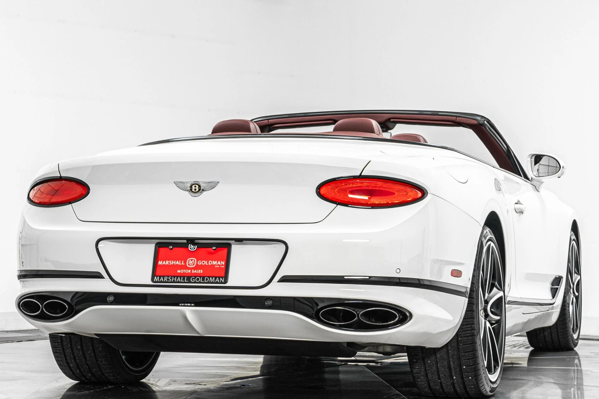 mph008_2795382824_Used_2020_Bentley_Continental_GTC_V8_Mulliner_Front_Seat_Comfort_Specifications_Naim_Audio_1786125388_52a86488c6