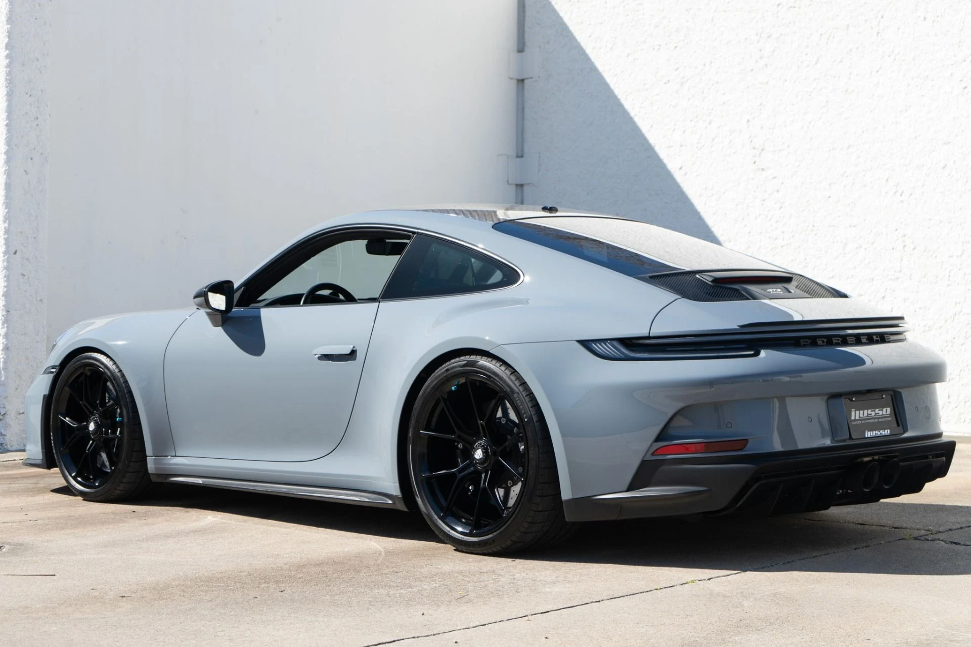 mph008_279652578_Used_2024_Porsche_911_GT_3_Touring_1771783226_a38229a392