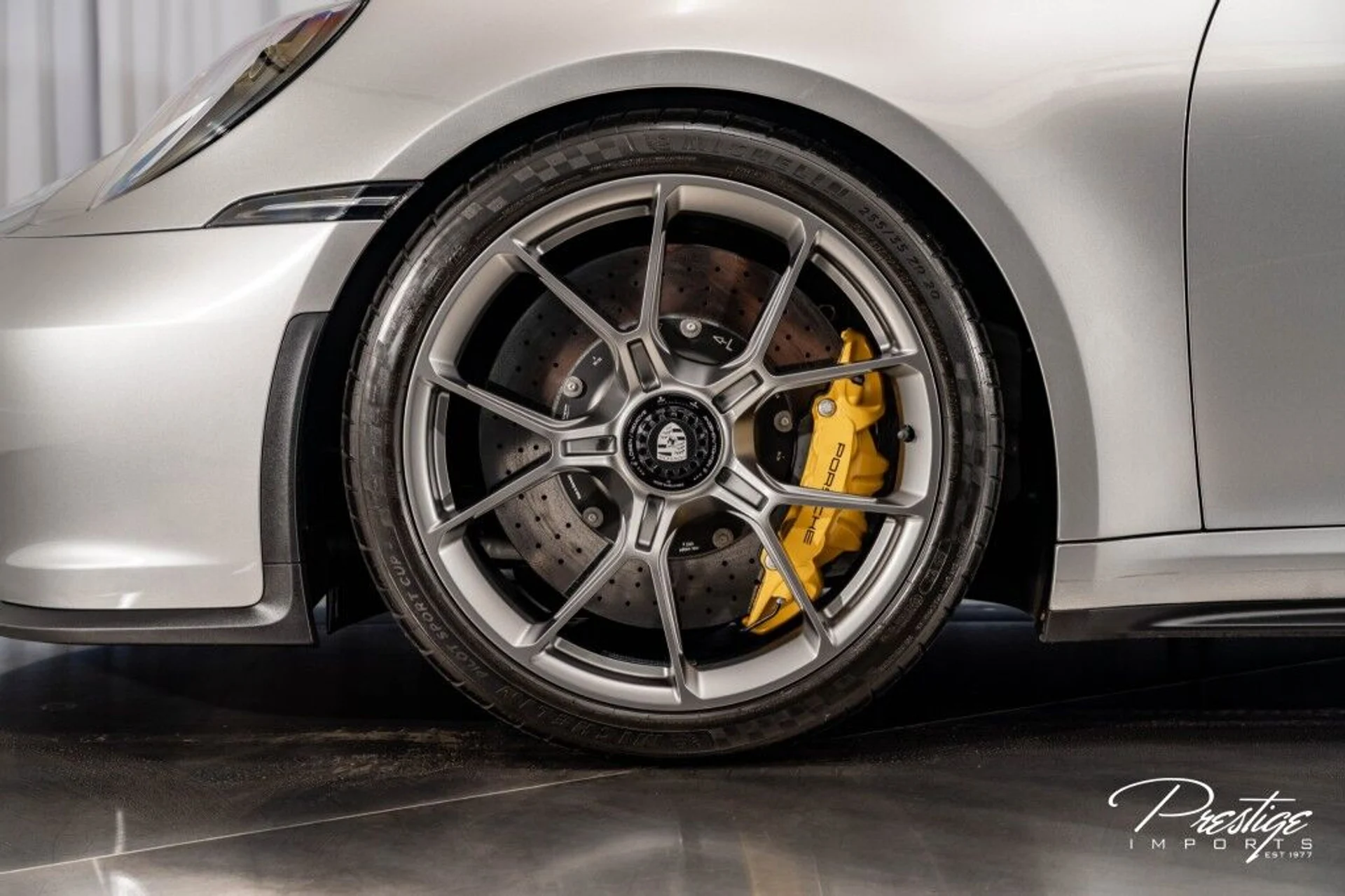 mph008_2798693648_40321c8f1d6e7e4bb7482660ce8d0709_e4bad80753