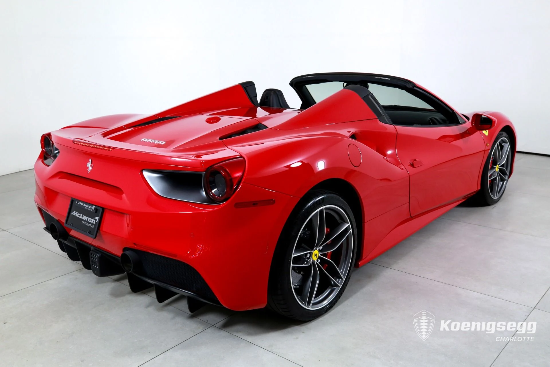 mph008_279905908_Used_2019_Ferrari_488_Spider_1782837651_37b13c1ed5