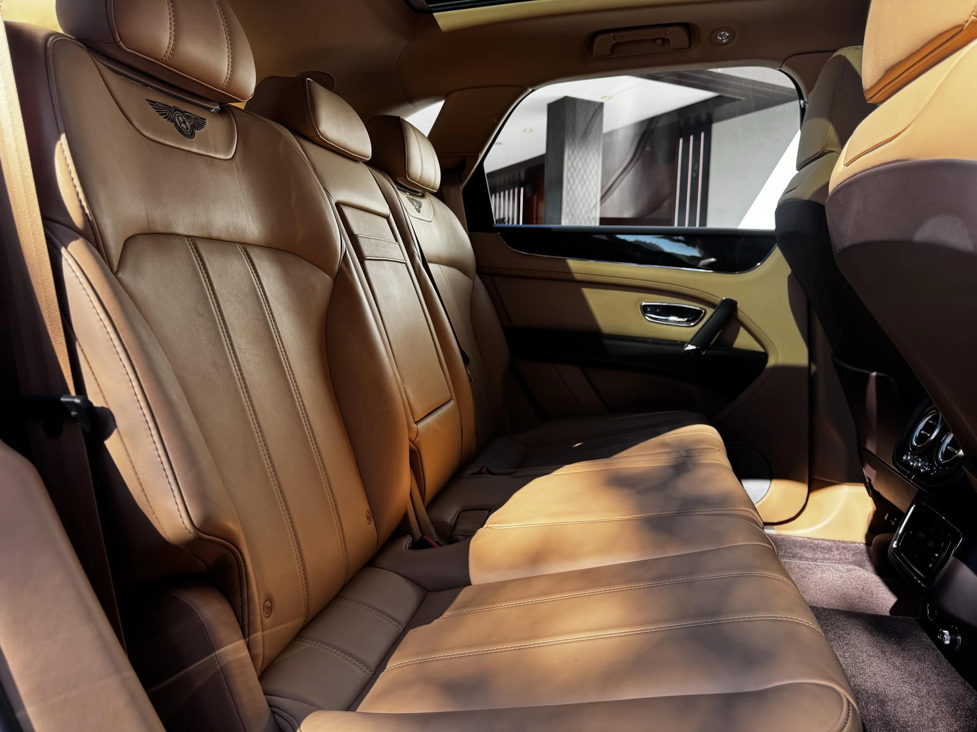 mph008_2806676338_477019076_6926a334350c91ed78cfa598_c11e797893