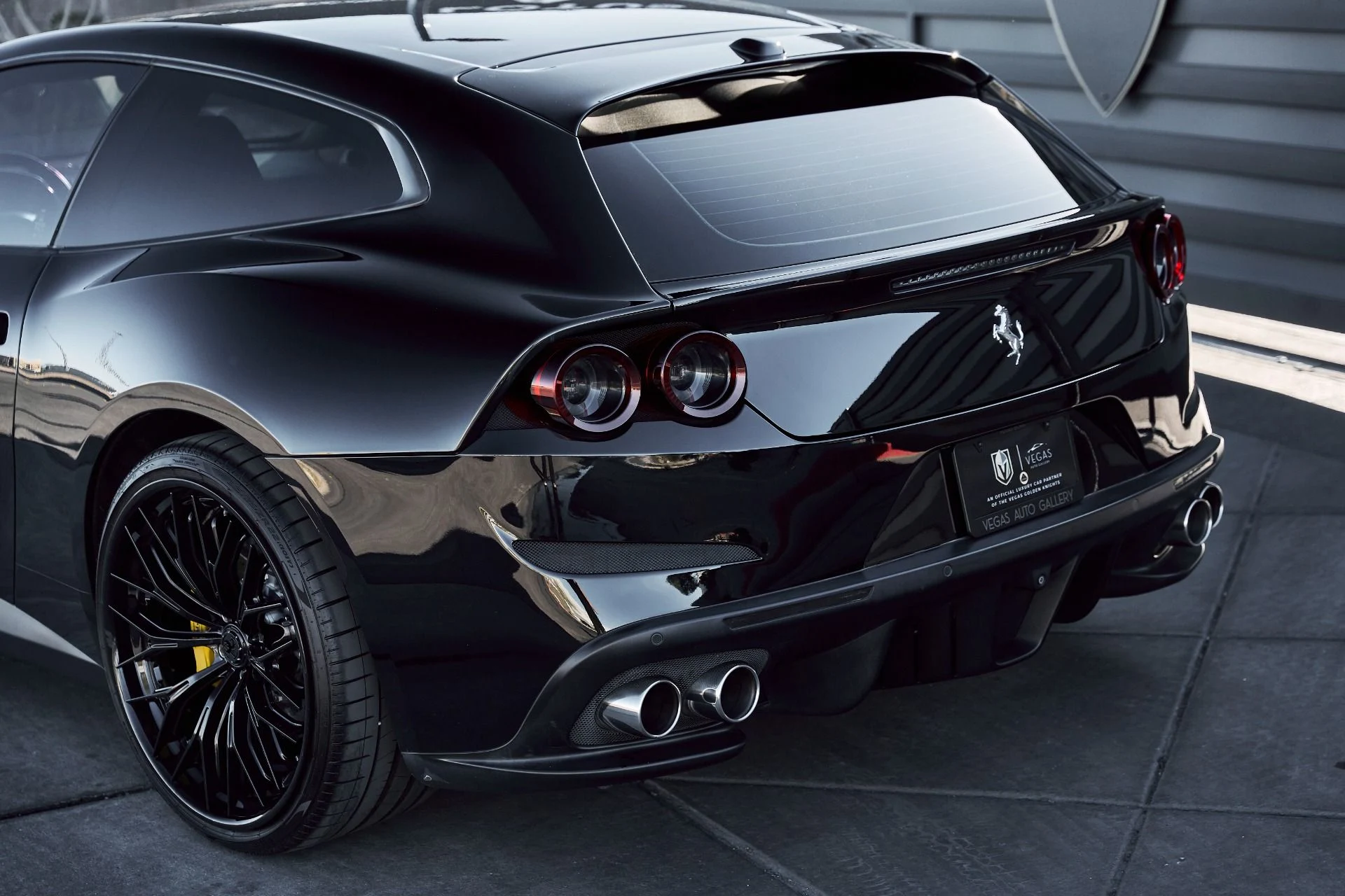 mph008_2808448082_Used_2018_Ferrari_GTC_4_Lusso_T_1770509551_e17ac0e0f8