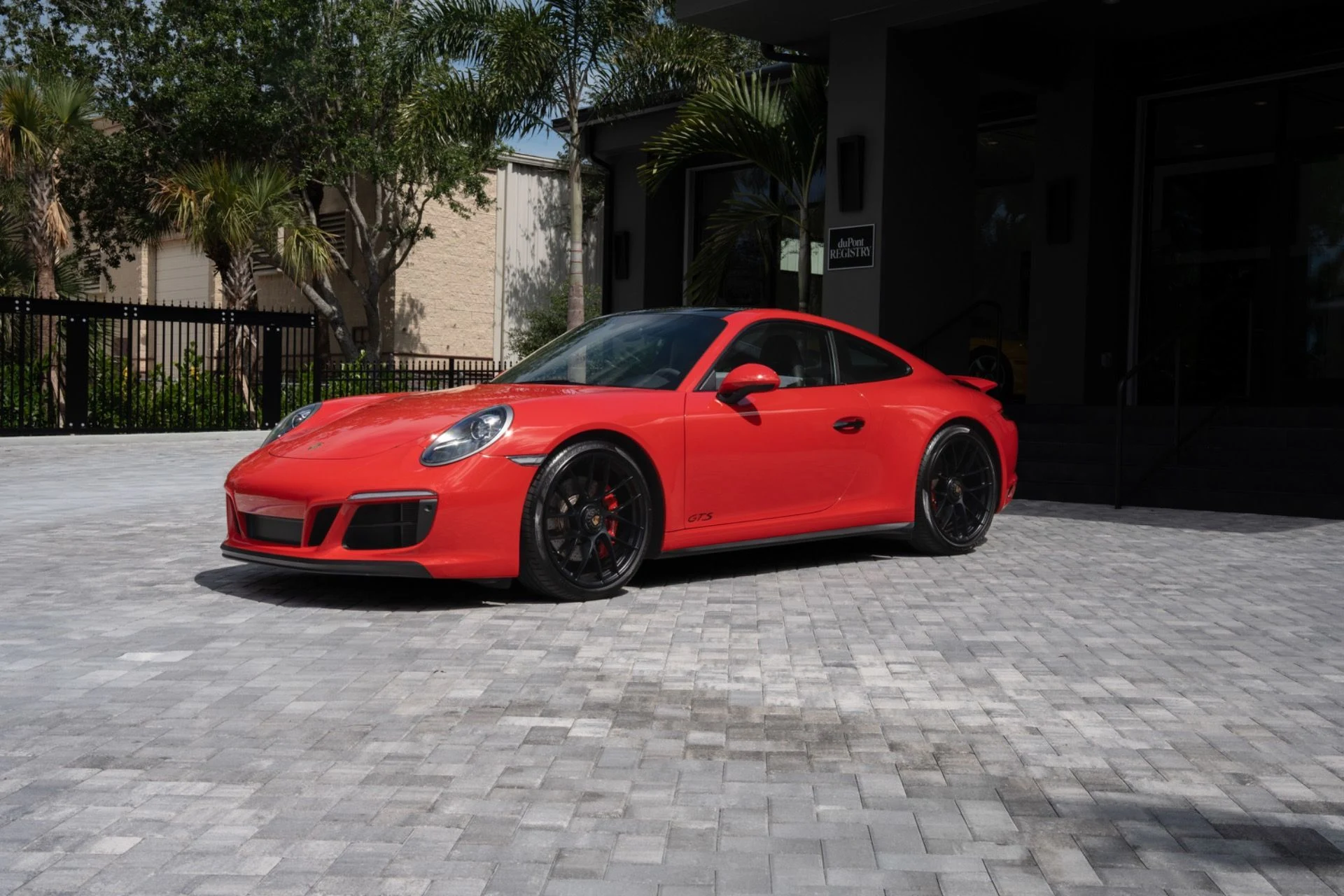 mph008_2813617284_Used_2019_Porsche_911_Carrera_4_GTS_1780346700_01eb74a4e7