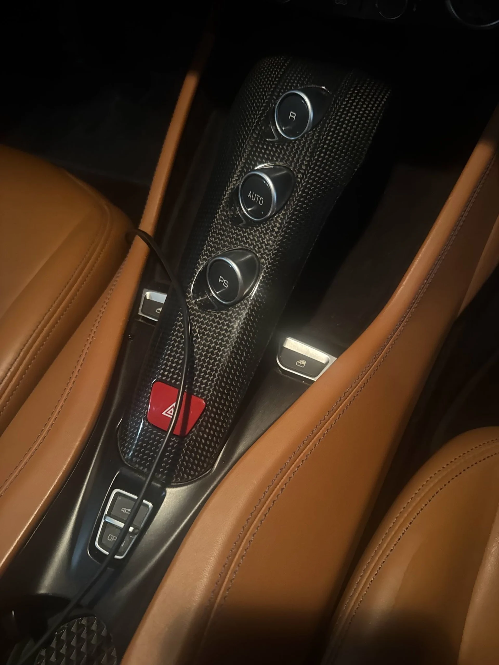 mph008_2820641358_Used_2015_Ferrari_California_T_1758130459_3b100540c6