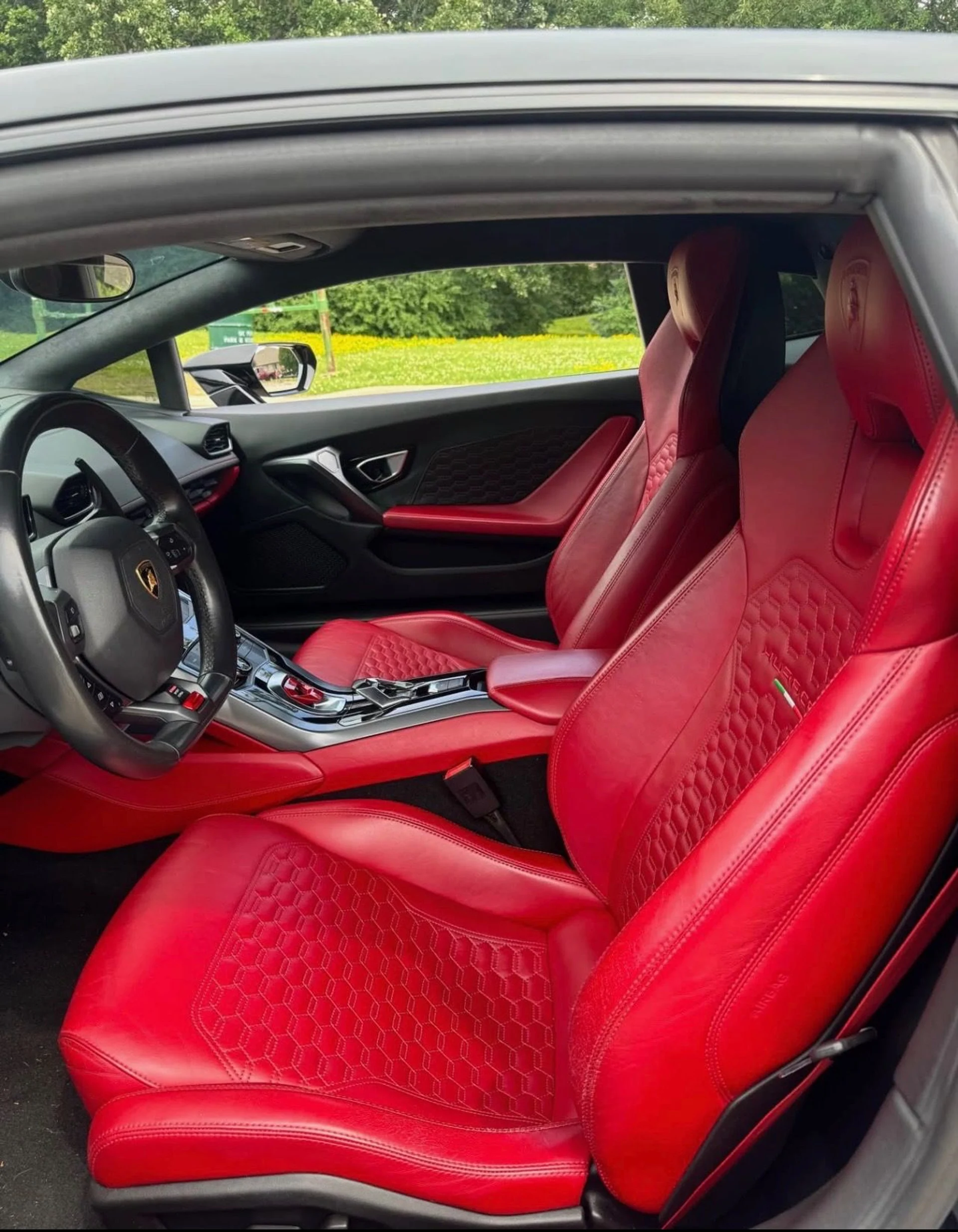 mph008_2822951828_Used_2017_Lamborghini_Huracan_LP_580_2_1785854162_2554216335