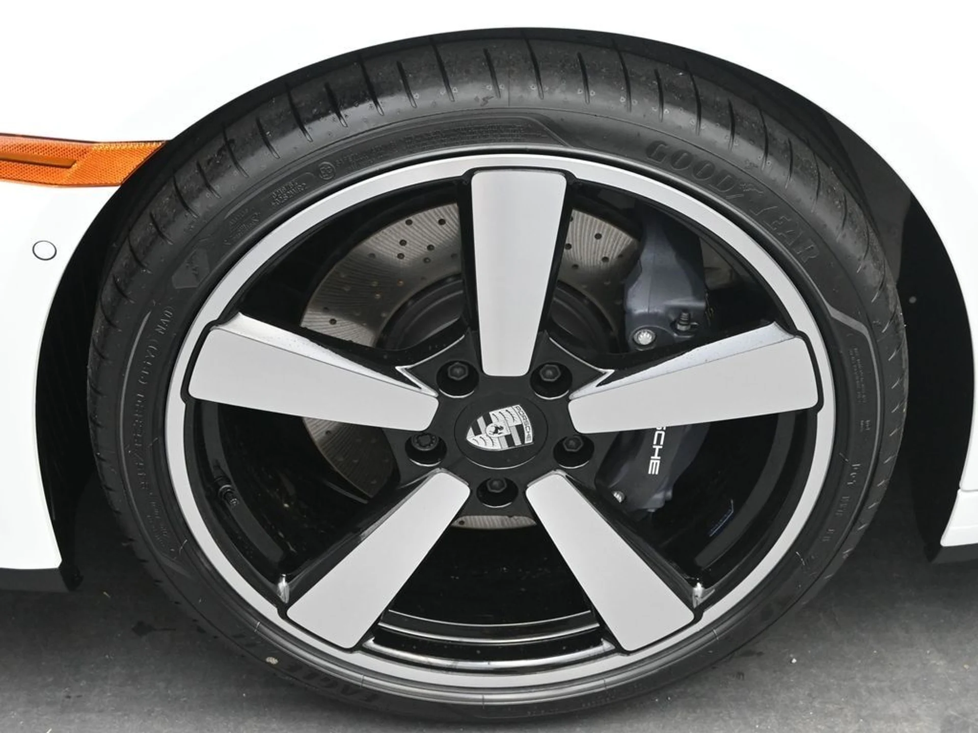 mph008_2824503743_d4e00788444724110df42980e29f1ee6x_fc15bd56e3