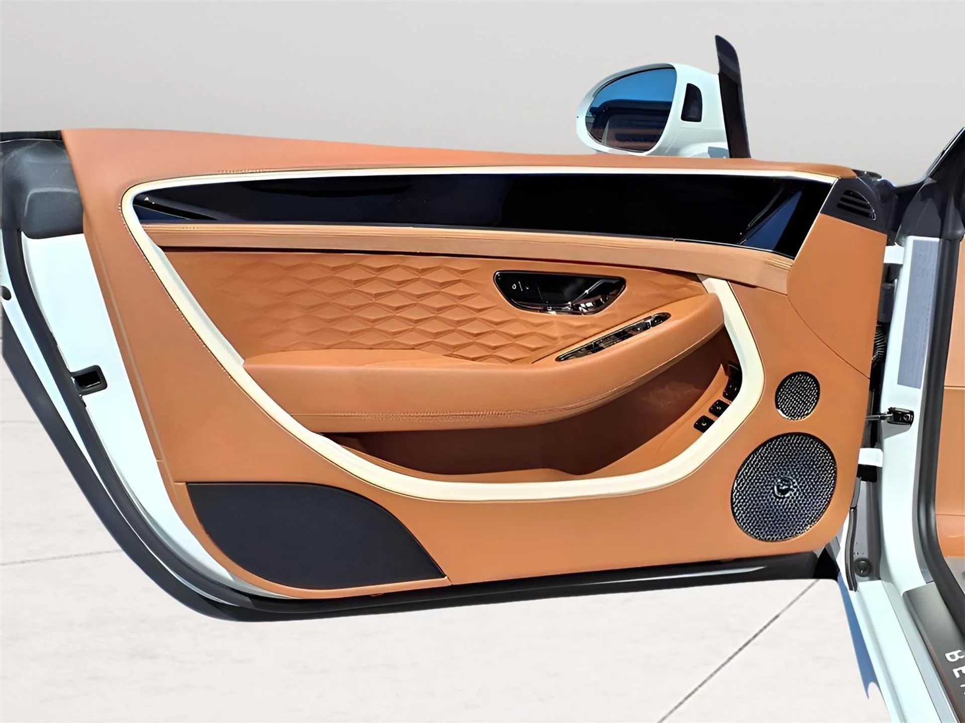 mph008_2829118048_06087010beac4fdf033e3f00fbef325e_89db734967