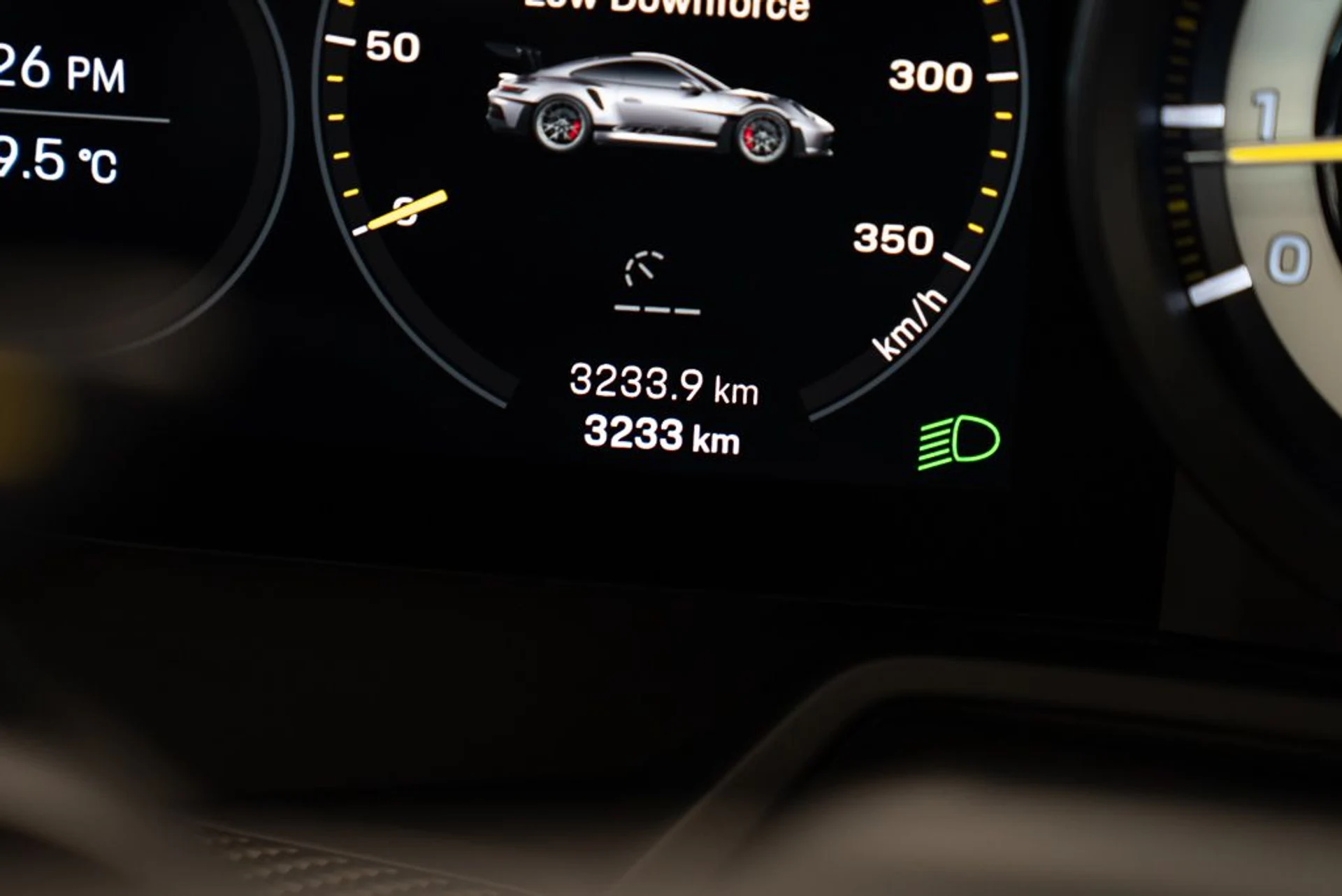 mph008_2837608071_porsche_911_2024_6e78a2463c