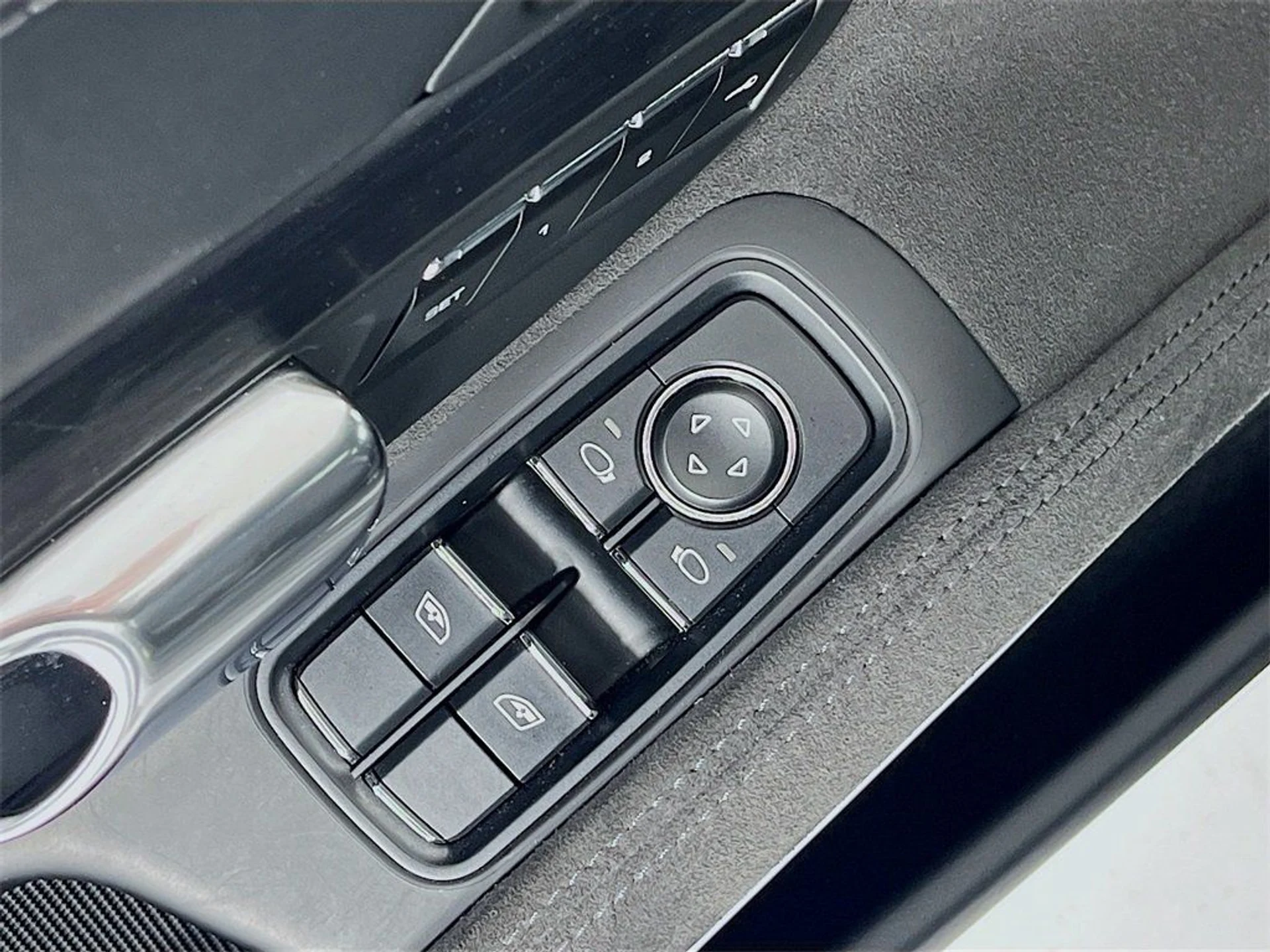 mph008_2839235128_289ba95af2ec5a7ea79a0e4a8202de2e_063108b51e