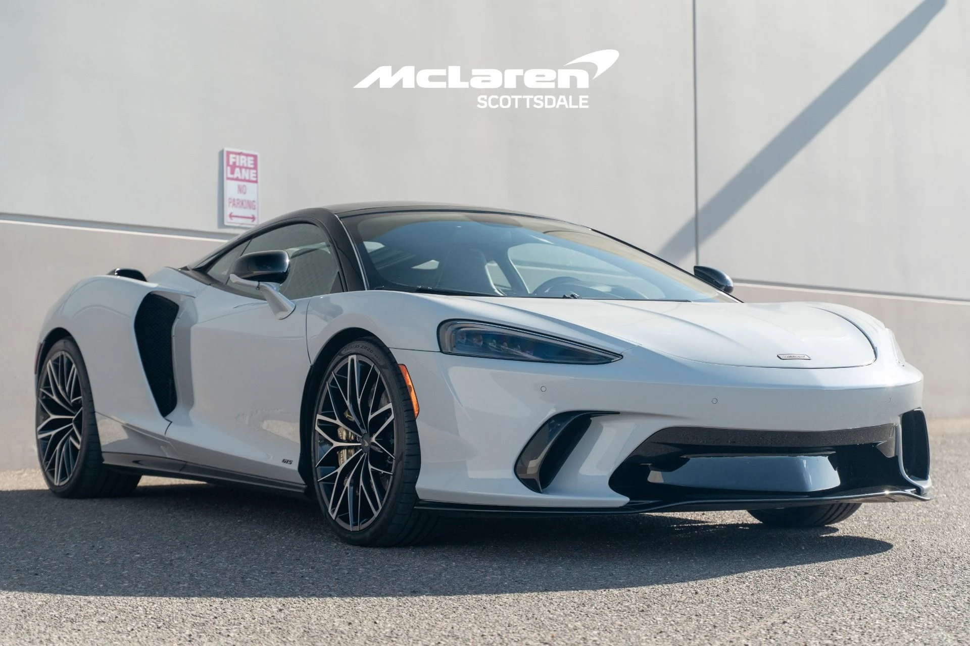 mph008_2840159853_Used_2025_MCLAREN_GTS_1787935929_02aa47a2aa