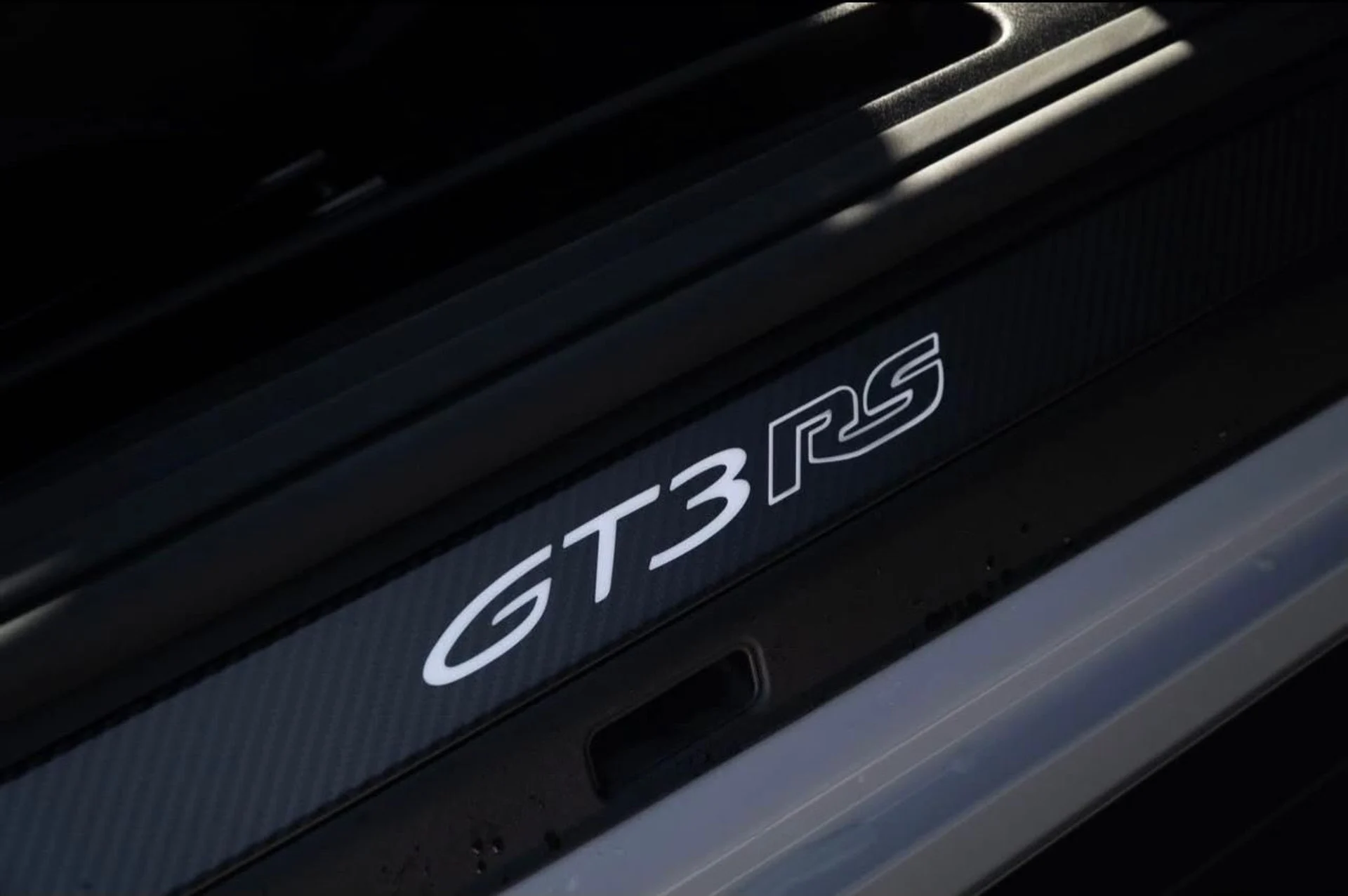 mph008_2849831562_Used_2025_Porsche_911_GT_3_RS_1756833102_011ff5e3a4