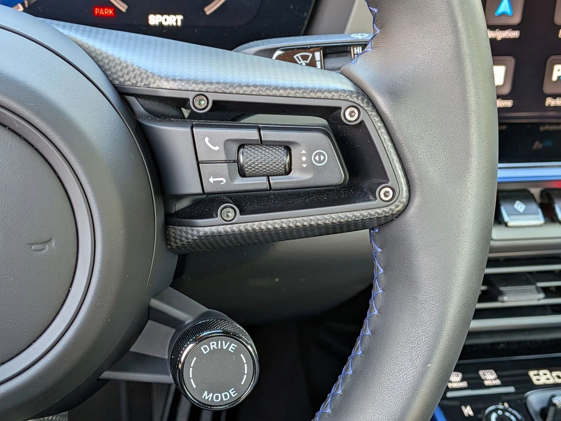 mph008_2851088586_d96d9633572a4691b5b4b111acbe2a7dx_dd22cf114a