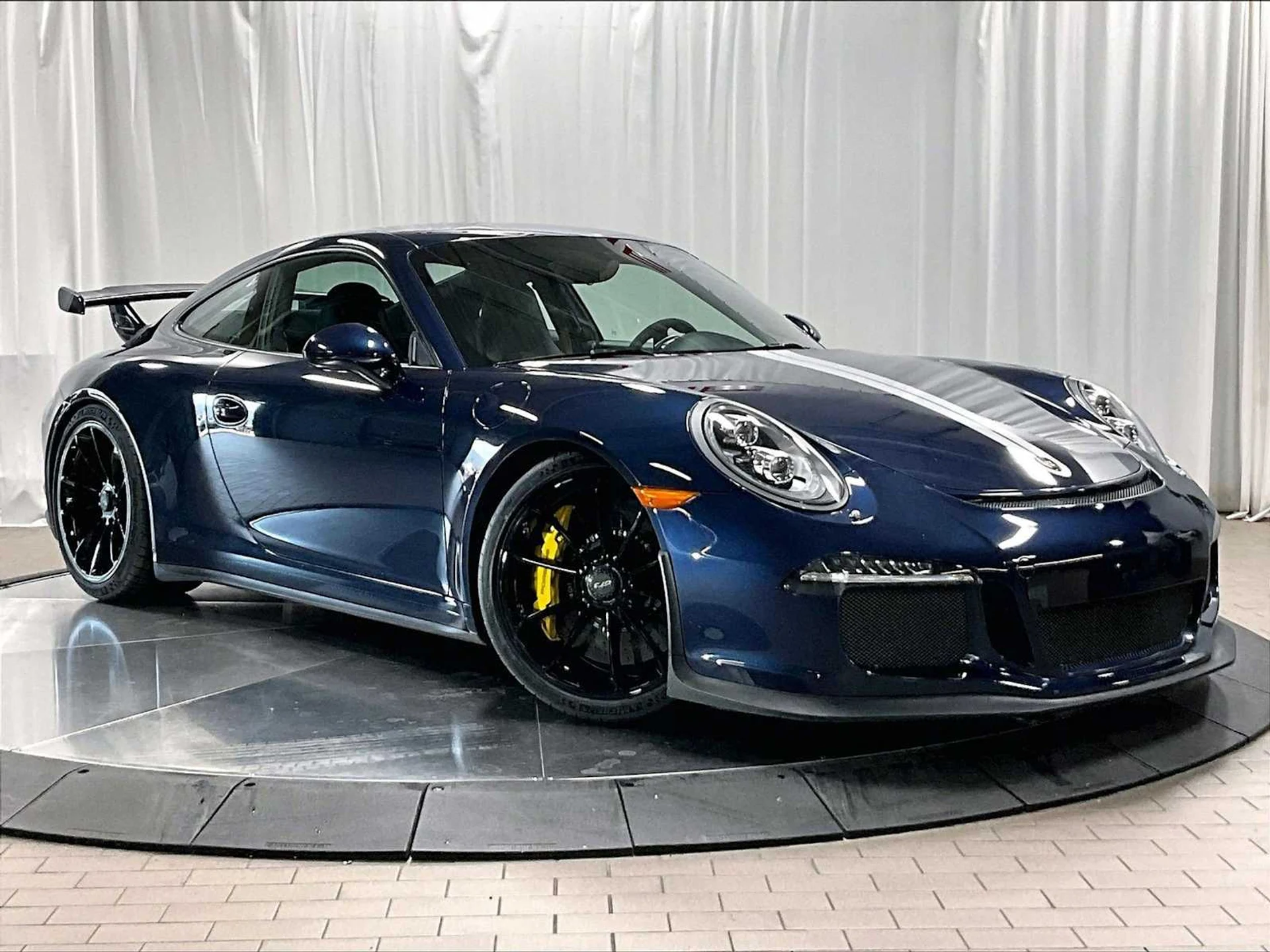 mph008_2851726289_99ec8d081cdb4aaa282da1379bdb851cx_4dd0b2a94a