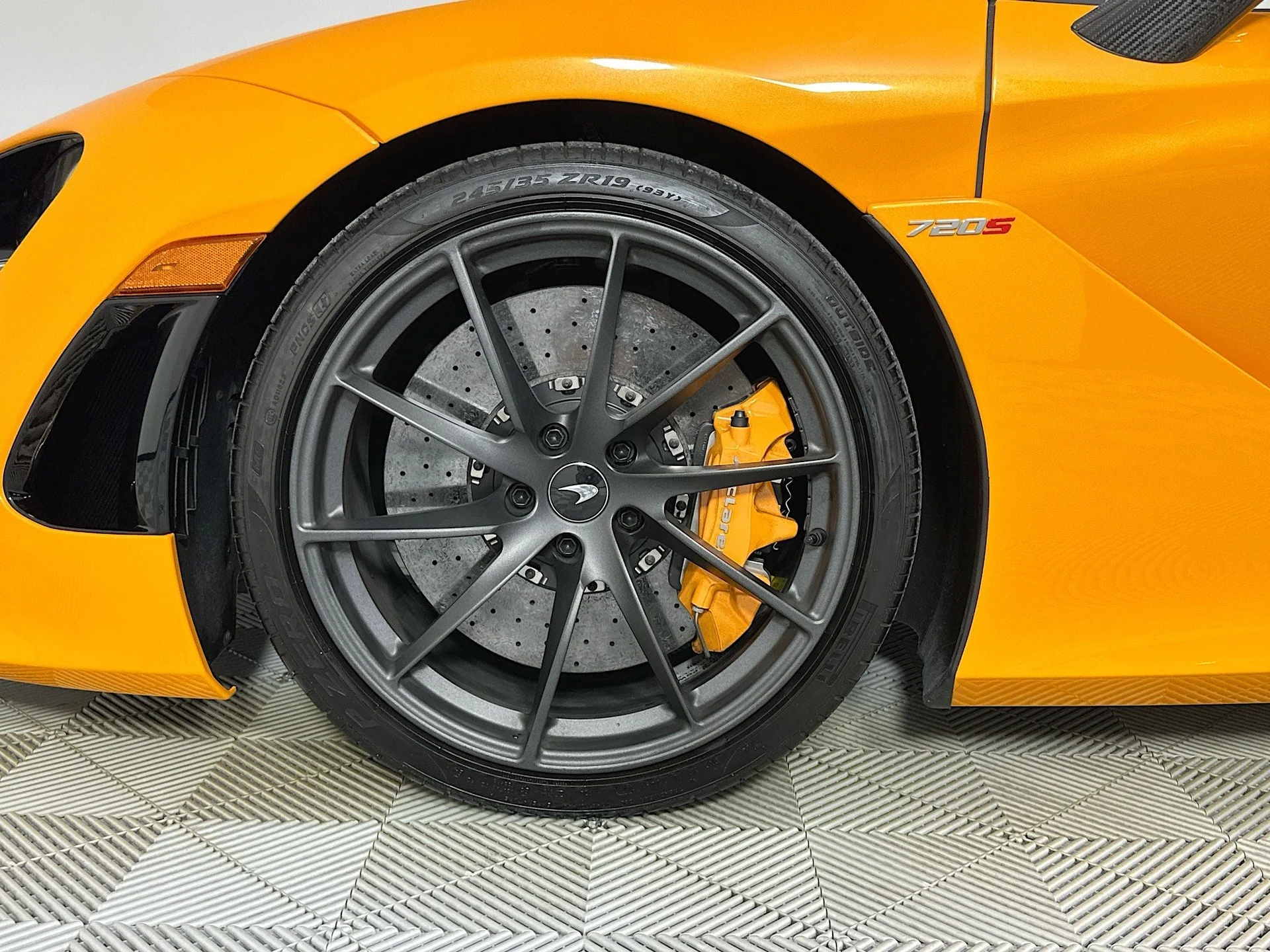 mph008_2859807710_9_721fb35e07