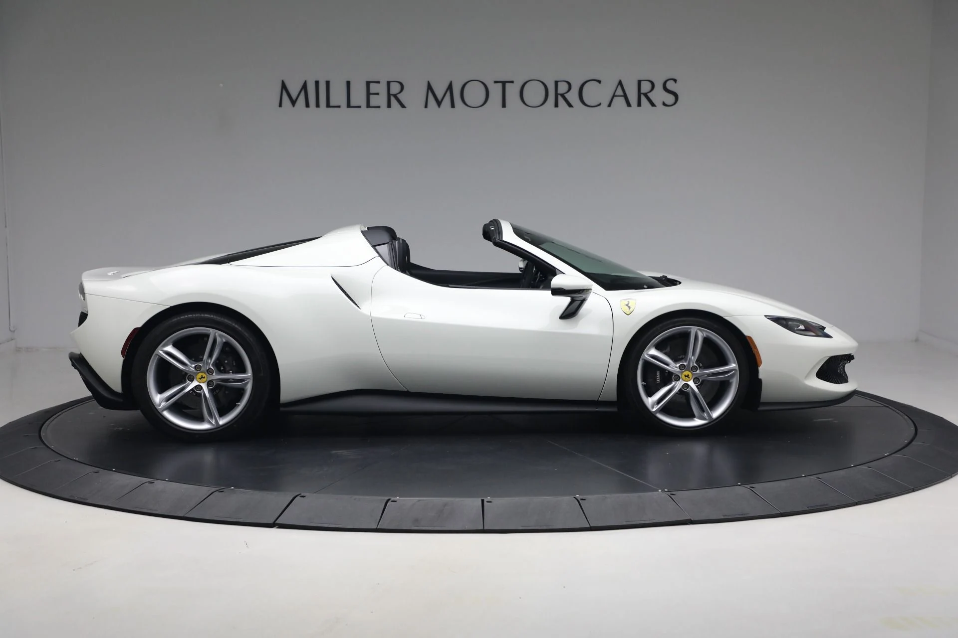 mph008_2866717979_Used_2025_Ferrari_296_GTS_1780951812_8f9df763f2
