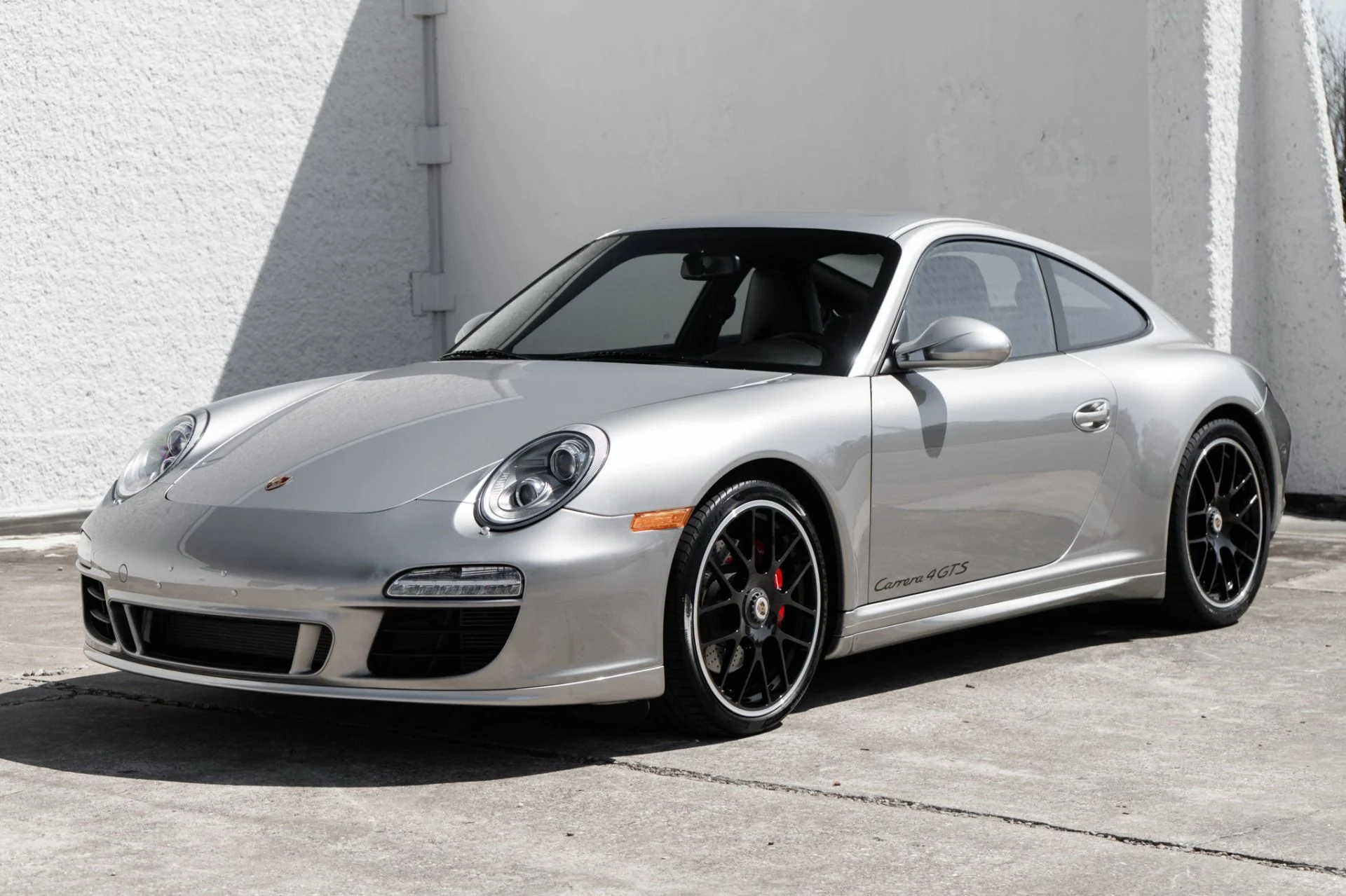 mph008_2877976505_Used_2012_Porsche_911_Carrera_4_GTS_1774273980_9f6c89ee6c