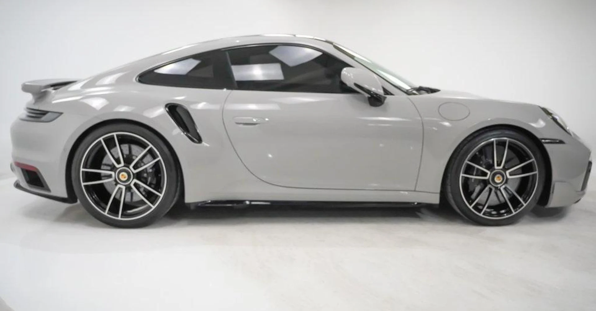 mph008_2882592662_AMKI_Pc_E3_UG_3_EN_0w7_Bm3u_Hn6_M8hg_8302d41988