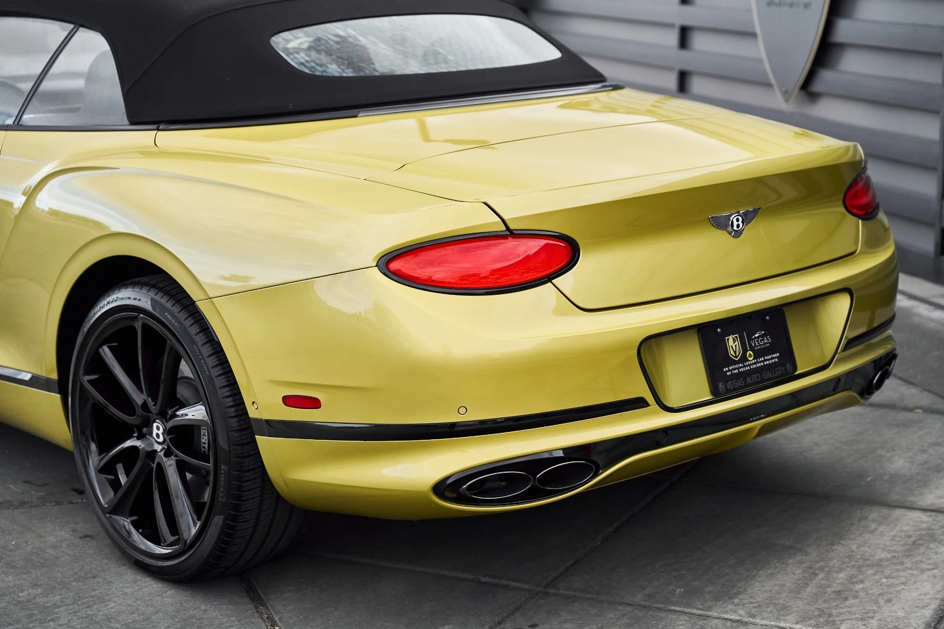 mph008_2884439780_Used_2022_Bentley_Continental_GT_V8_1766800328_f7a5da363c