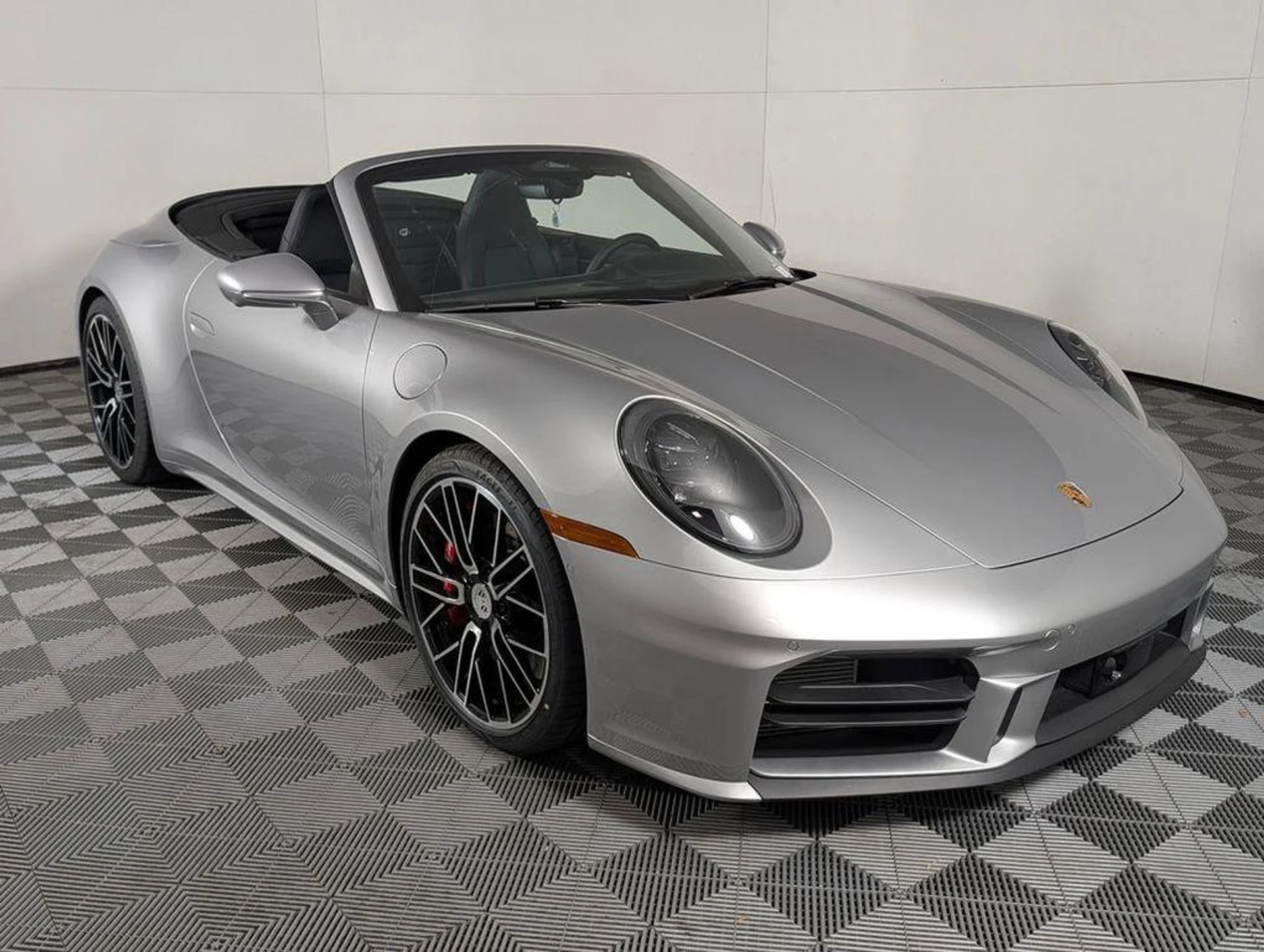 mph008_2892112054_g_Qgk_NB_Gqj5jo_Aub_ayv5_YOXCMM_89921d13b0