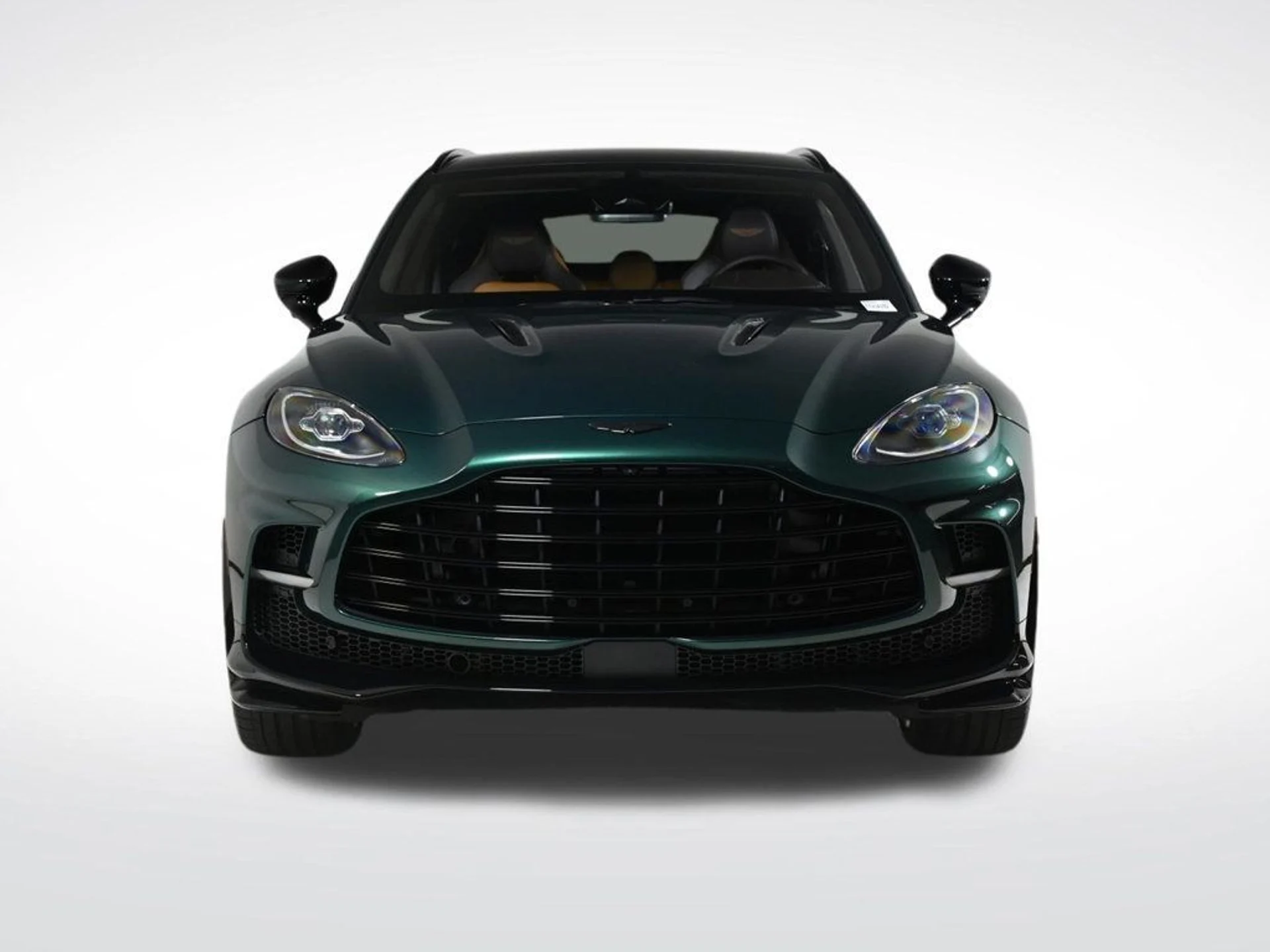 mph008_2893812934_new_2026_aston_martin_dbx_707awd_11350_22961642_8_1024_6e1a9268fd