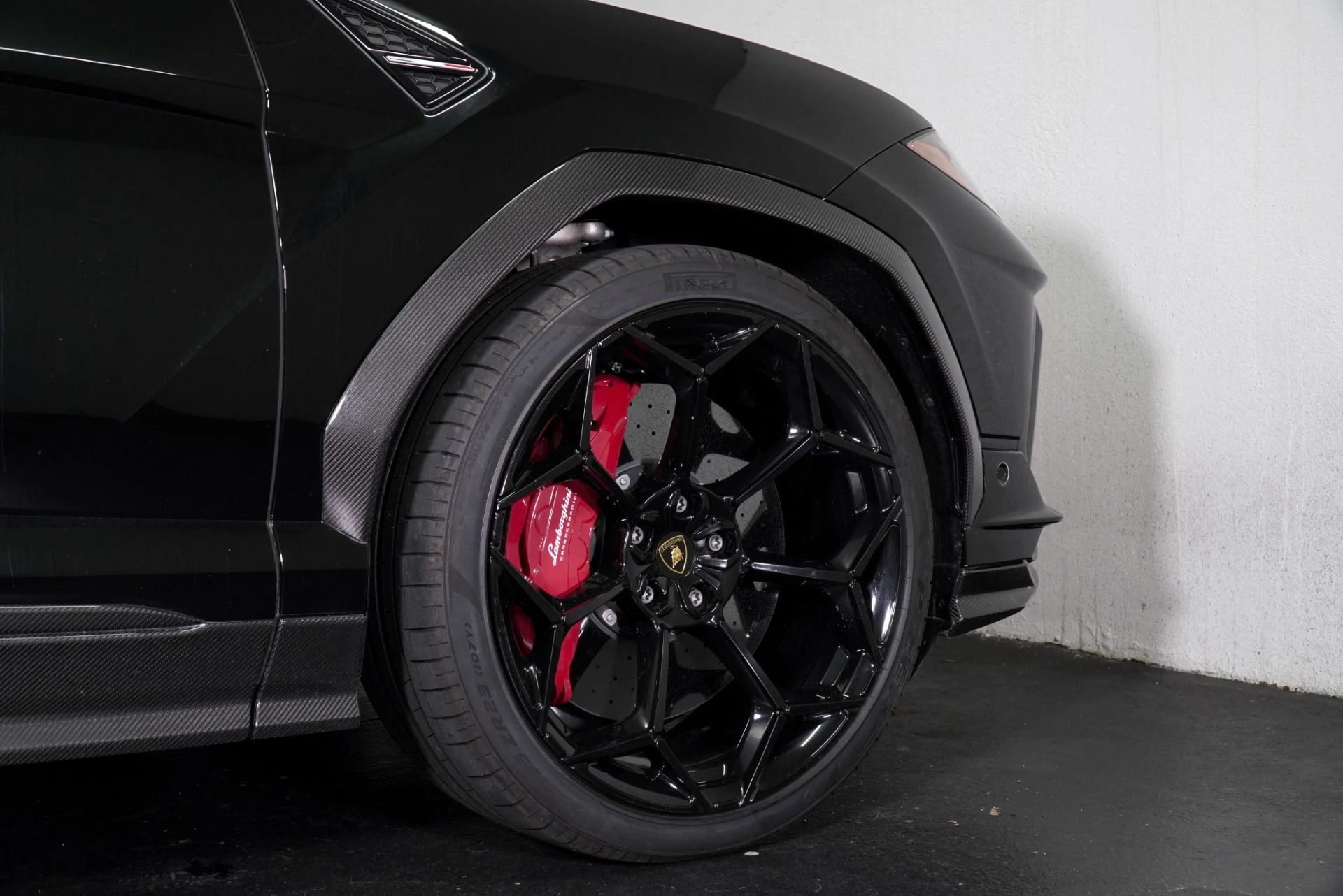 mph008_2906265464_Used_2023_Lamborghini_Urus_Performante_1773400197_db3b1d1215