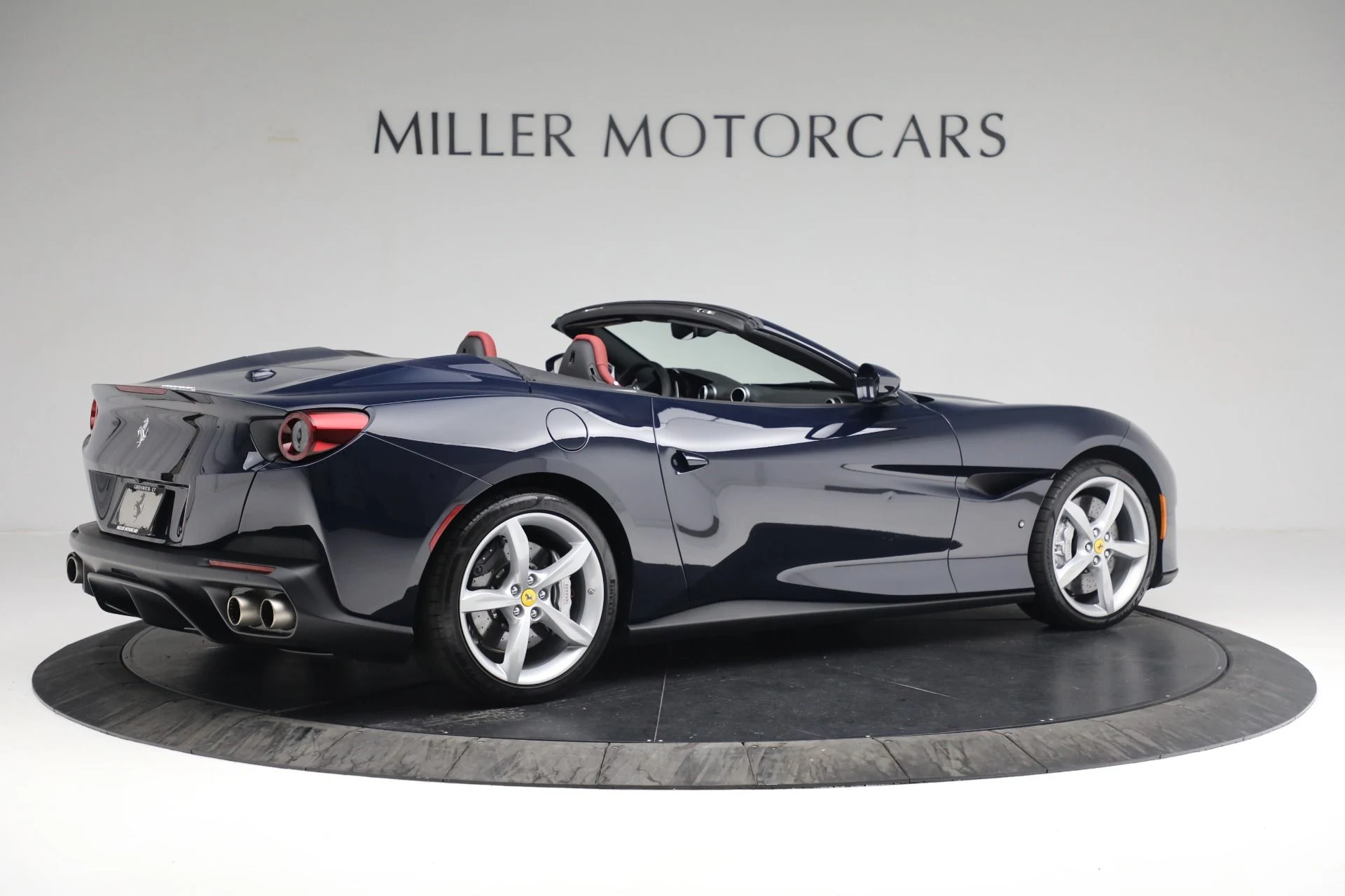 mph008_2909472290_Used_2019_Ferrari_Portofino_c73793f019