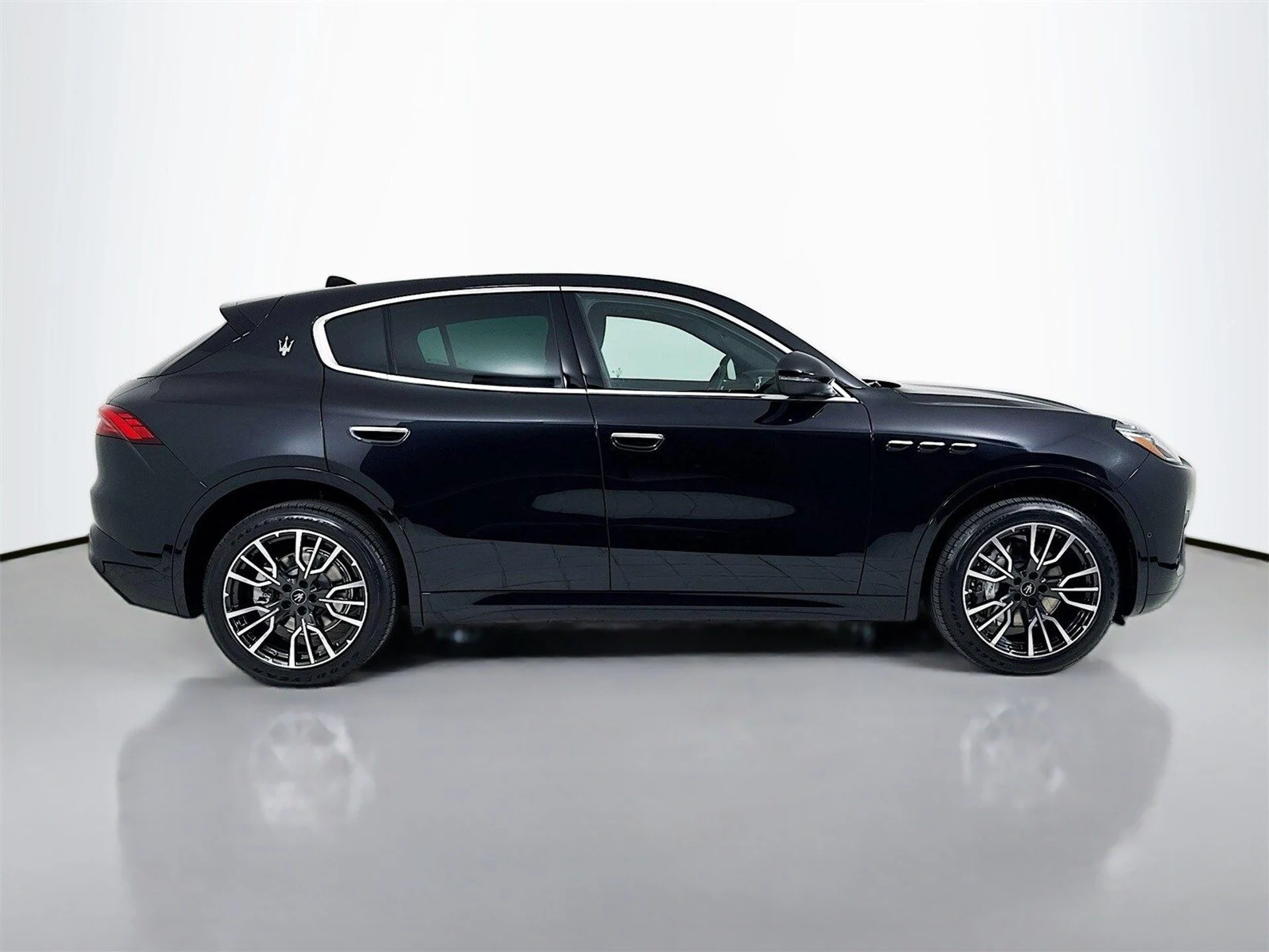 mph008_2911224062_33d38ff4643f6a994a28a6d6c0efdc18x_24d1e9de2b