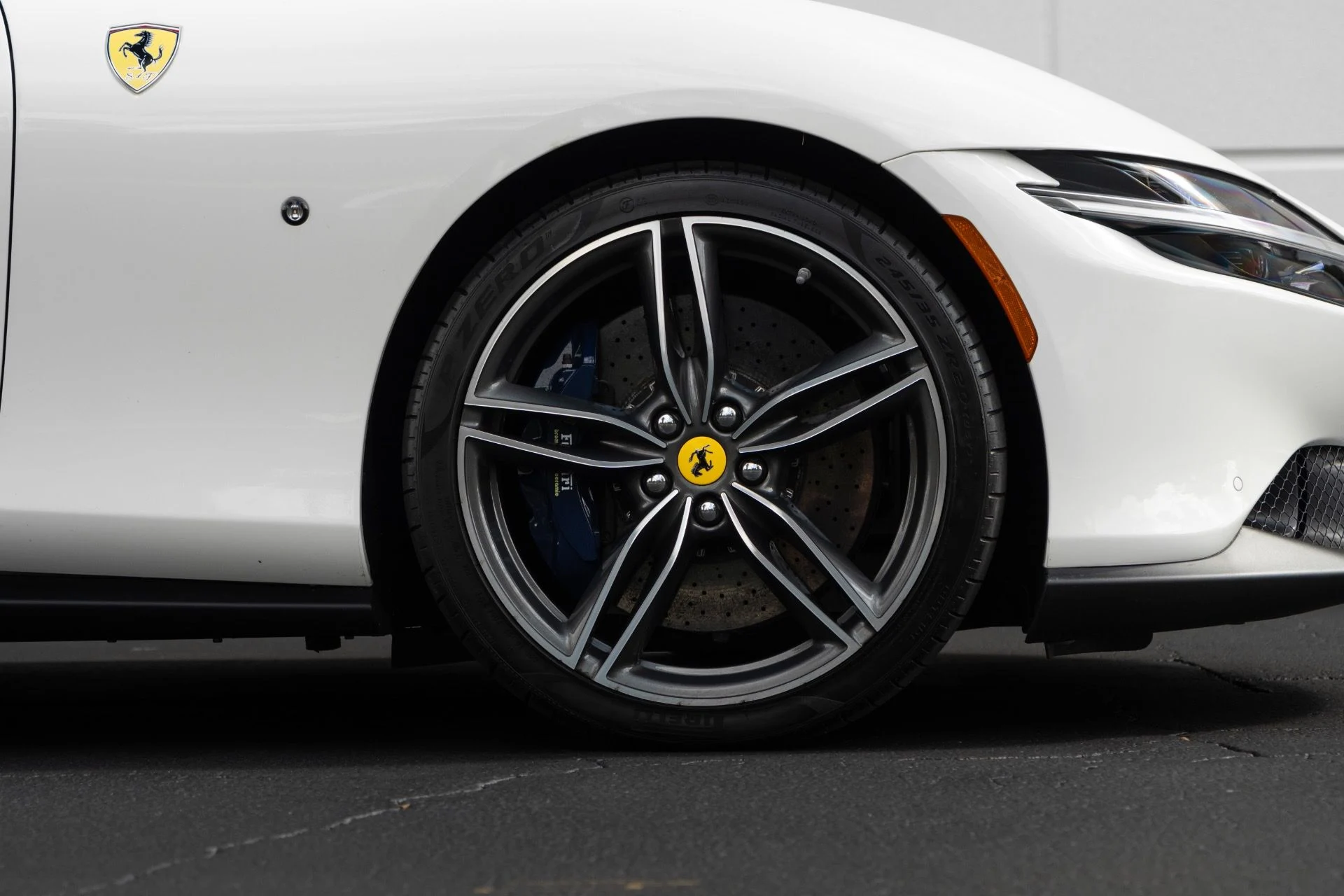 mph008_2911967879_Used_2022_Ferrari_Roma_1764790245_24532da399