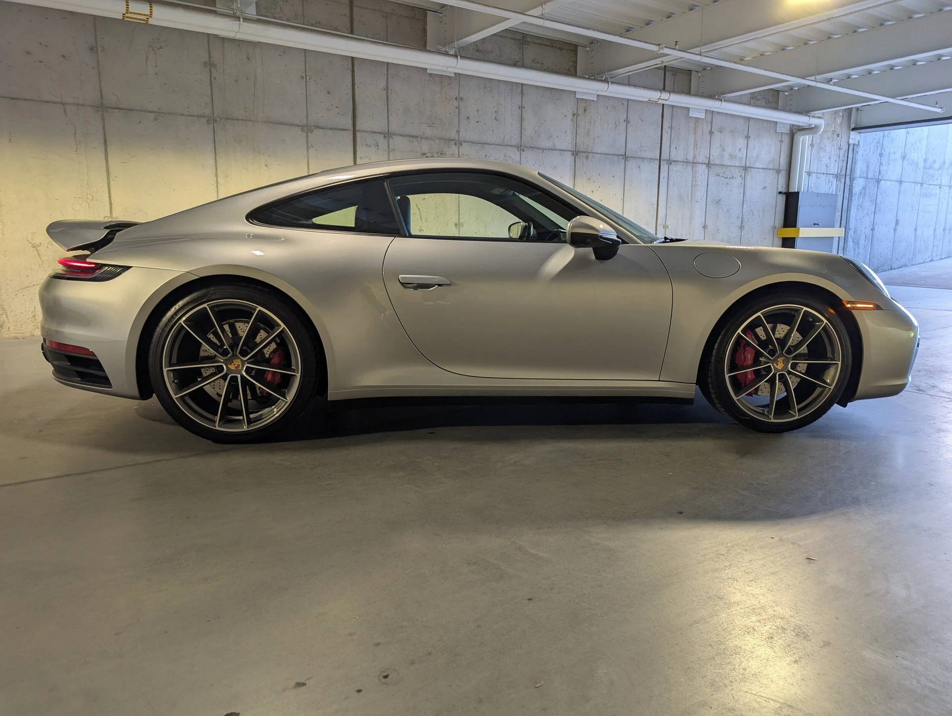 mph008_2912222819_7f23a352325a65816e66a7f39360e60dx_61e08e4d95