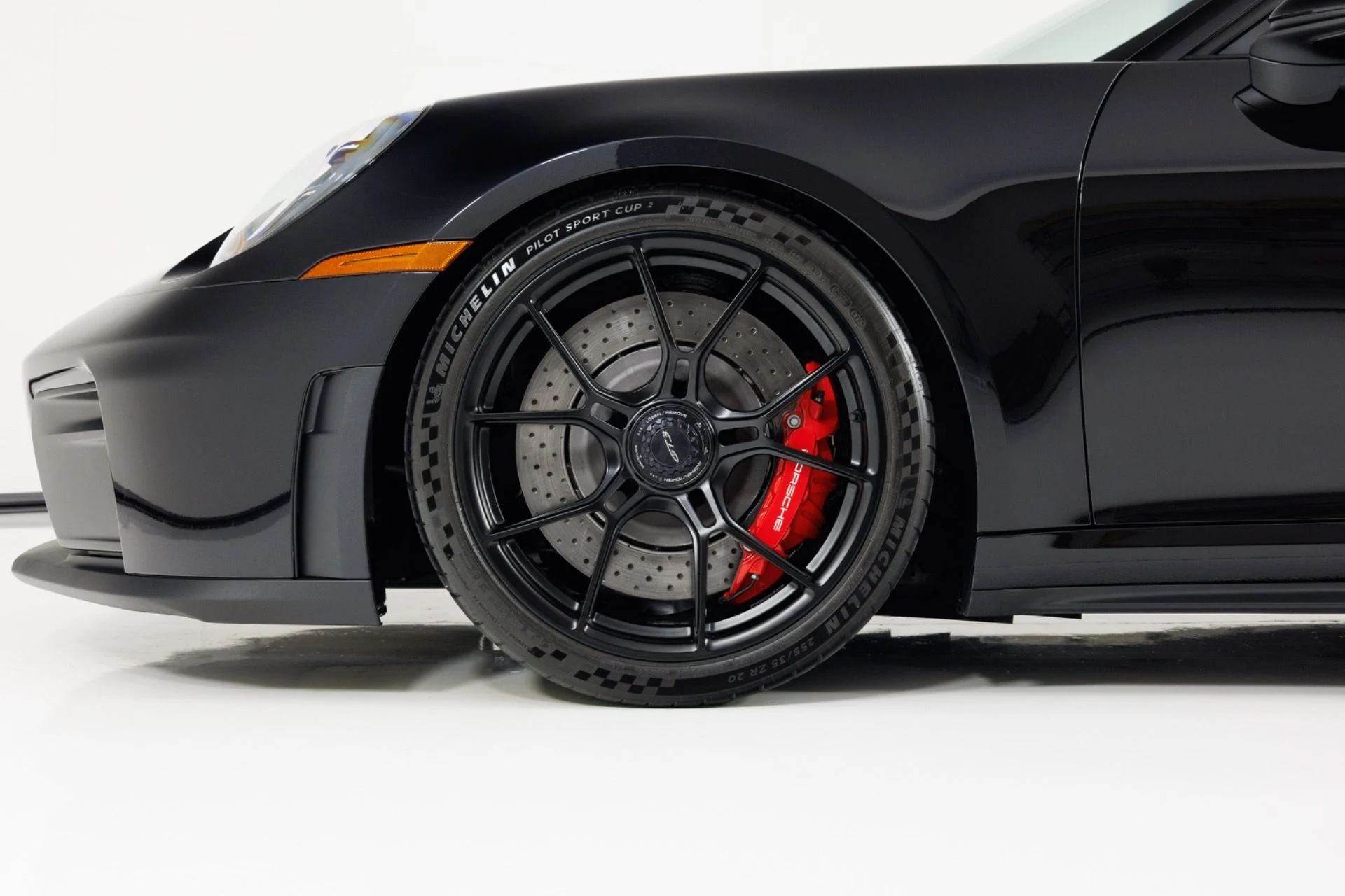 mph008_2914890435_Used_2025_Porsche_911_GT_3_1777071825_0251f83b75