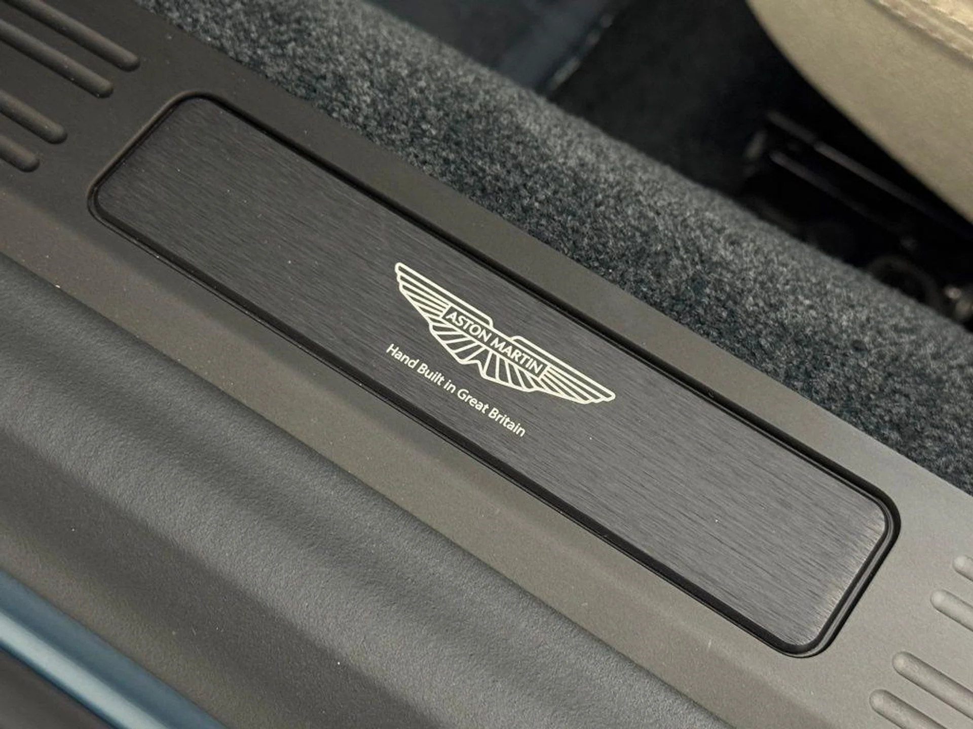 mph008_2915778063_au_CV_whem_C_Lrlh_WPWN_aa_Gai4_bd9a3f2633