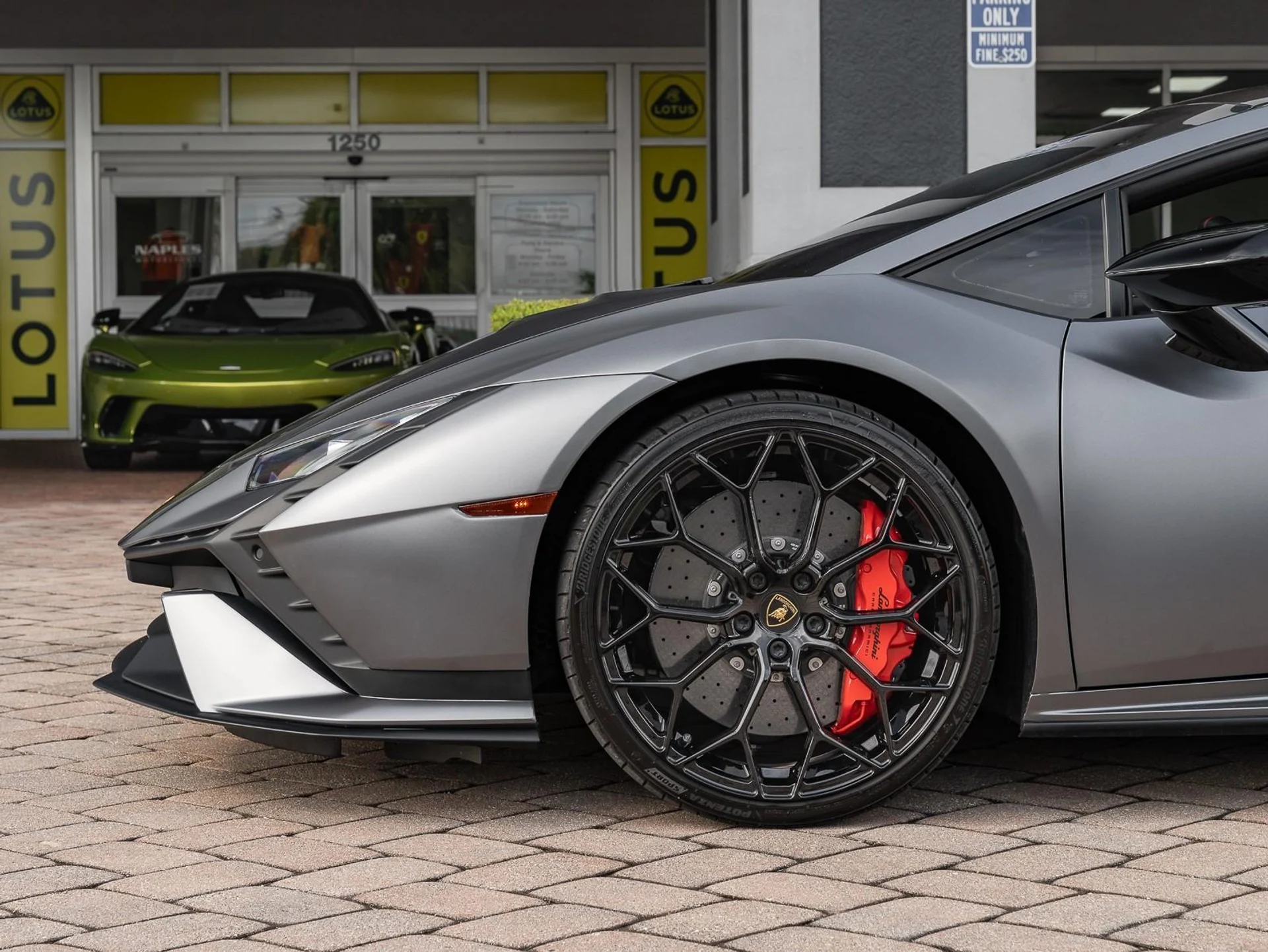 mph008_2915938335_Used_2024_Lamborghini_Huracan_Tecnica_1766091966_79ed15a9a5