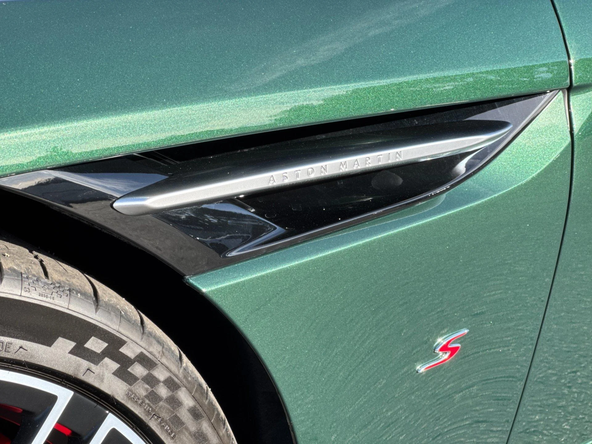 mph008_2916988033_Used_2026_Aston_Martin_DB_12_S_1793184477_1e6af1e9ef