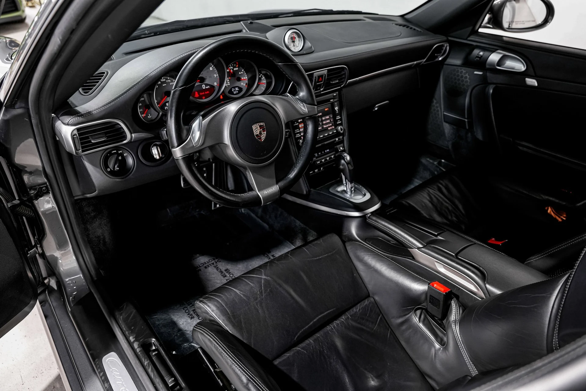 mph008_2922038638_c066064f5b5fe452f143e66c93fa373fx_3e24a1c0e3