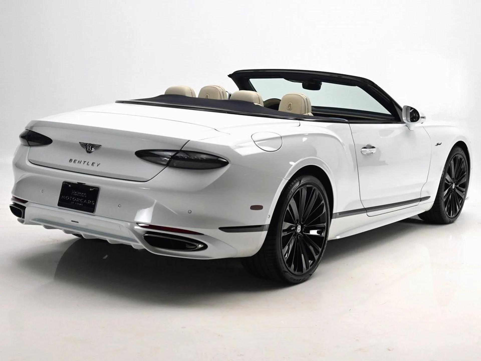 mph008_2923336908_5fbf3958a95f496d84fabccef4e177ad_0c5b74cc0b