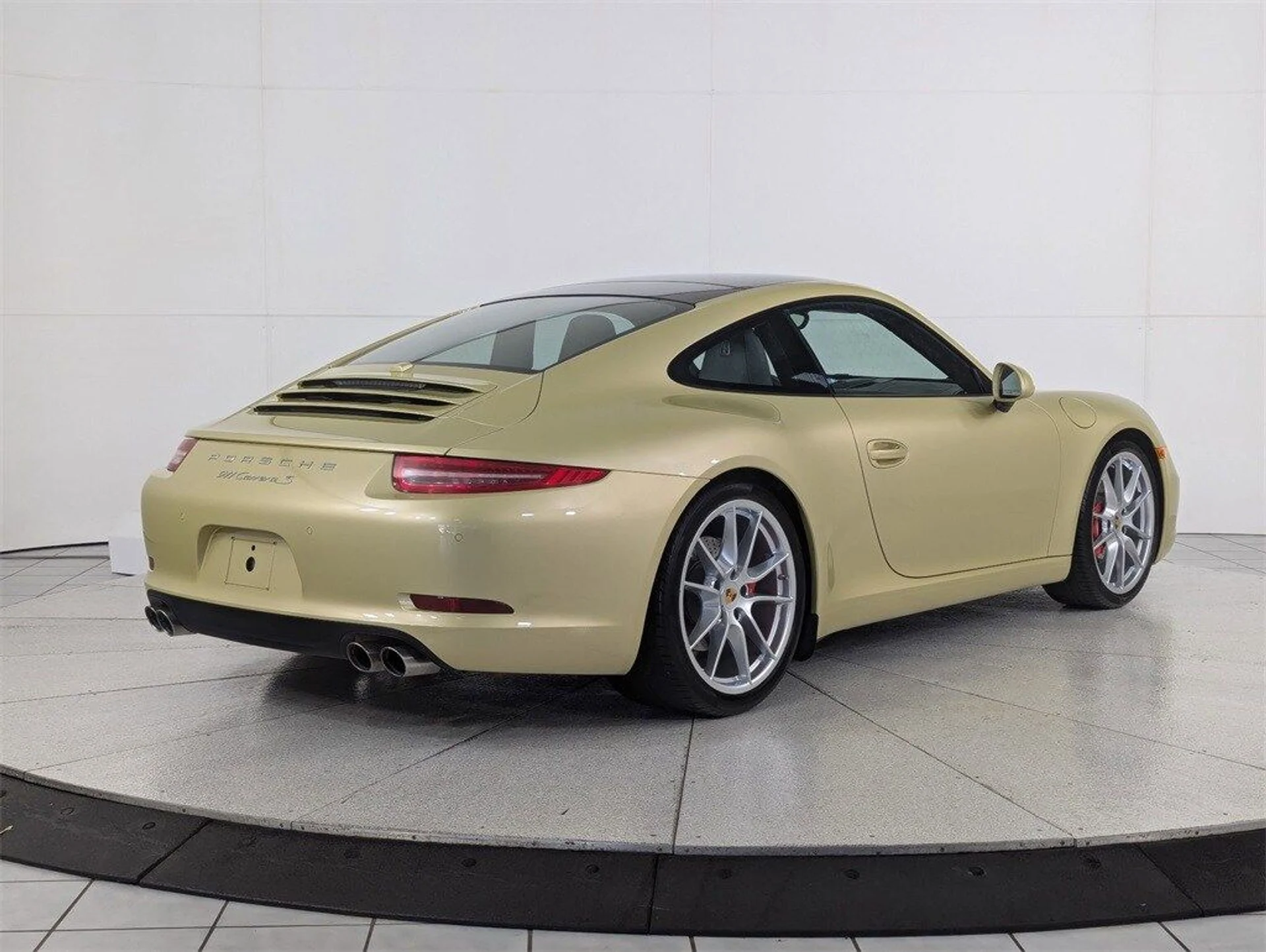 mph008_2924318759_4e4eda3beb3d402d7a6934573dabd17cx_cdc3781fe9