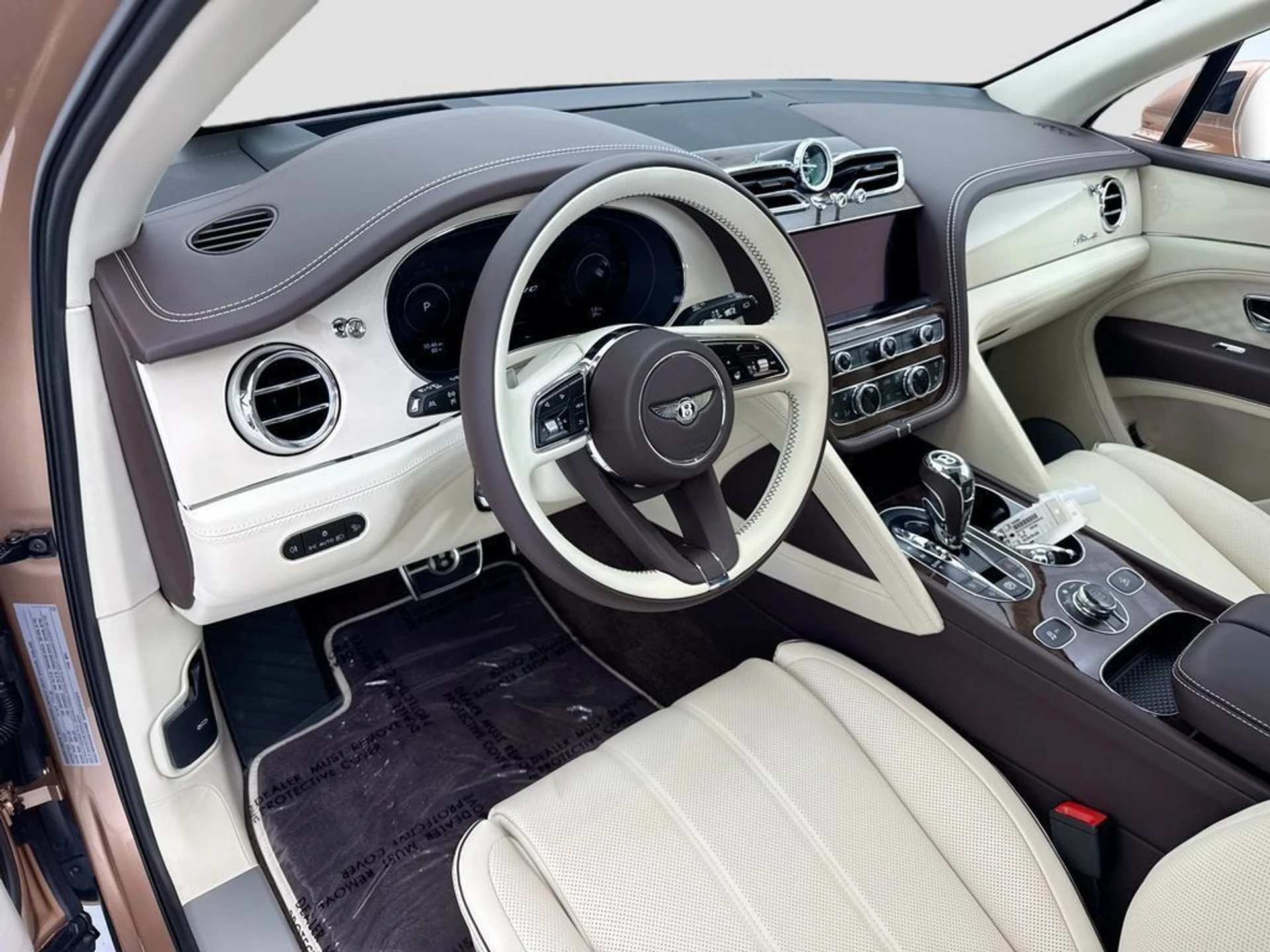 mph008_2927076305_new_2026_bentley_bentayga_8119_23010475_9_1024_3bff885bd6