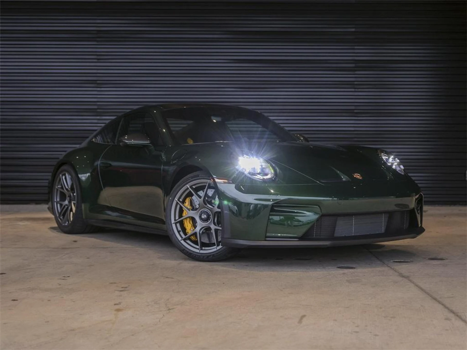 mph008_2936854653_g7lb_Ulw6fdx_q9_UP_83z_F_Or_VPA_1_Y_f40a802b20