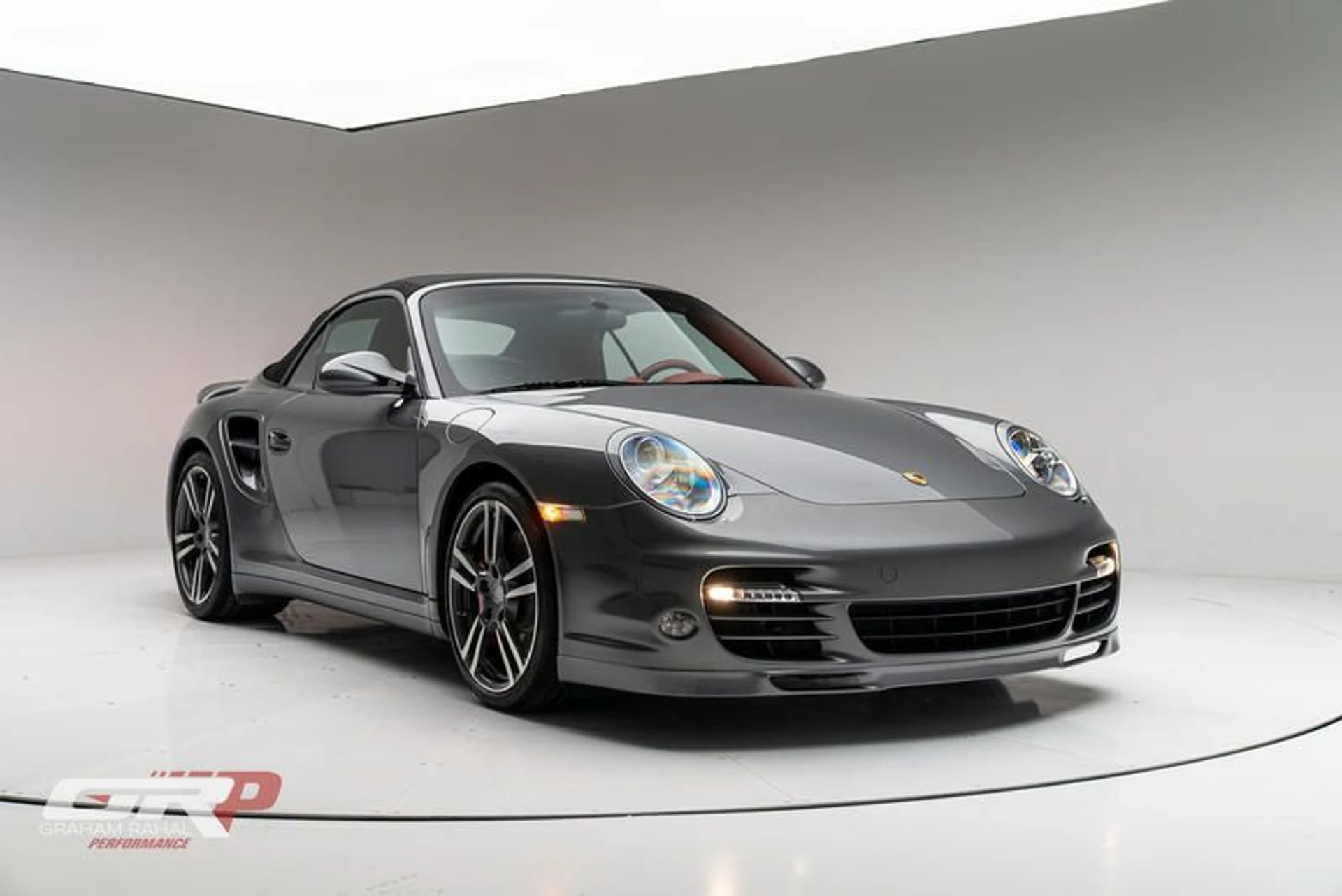 mph008_2941333725_349_ACE_2_B_4611_4504_8_F5_F_26_CF_11_D568_C8_7cbf0bb7ce