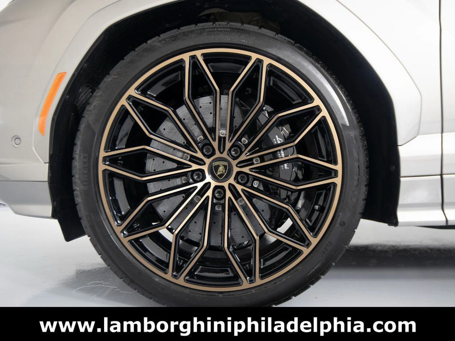 mph008_2955538189_224dde510e86869af9761da22043298ex_f762d540a2