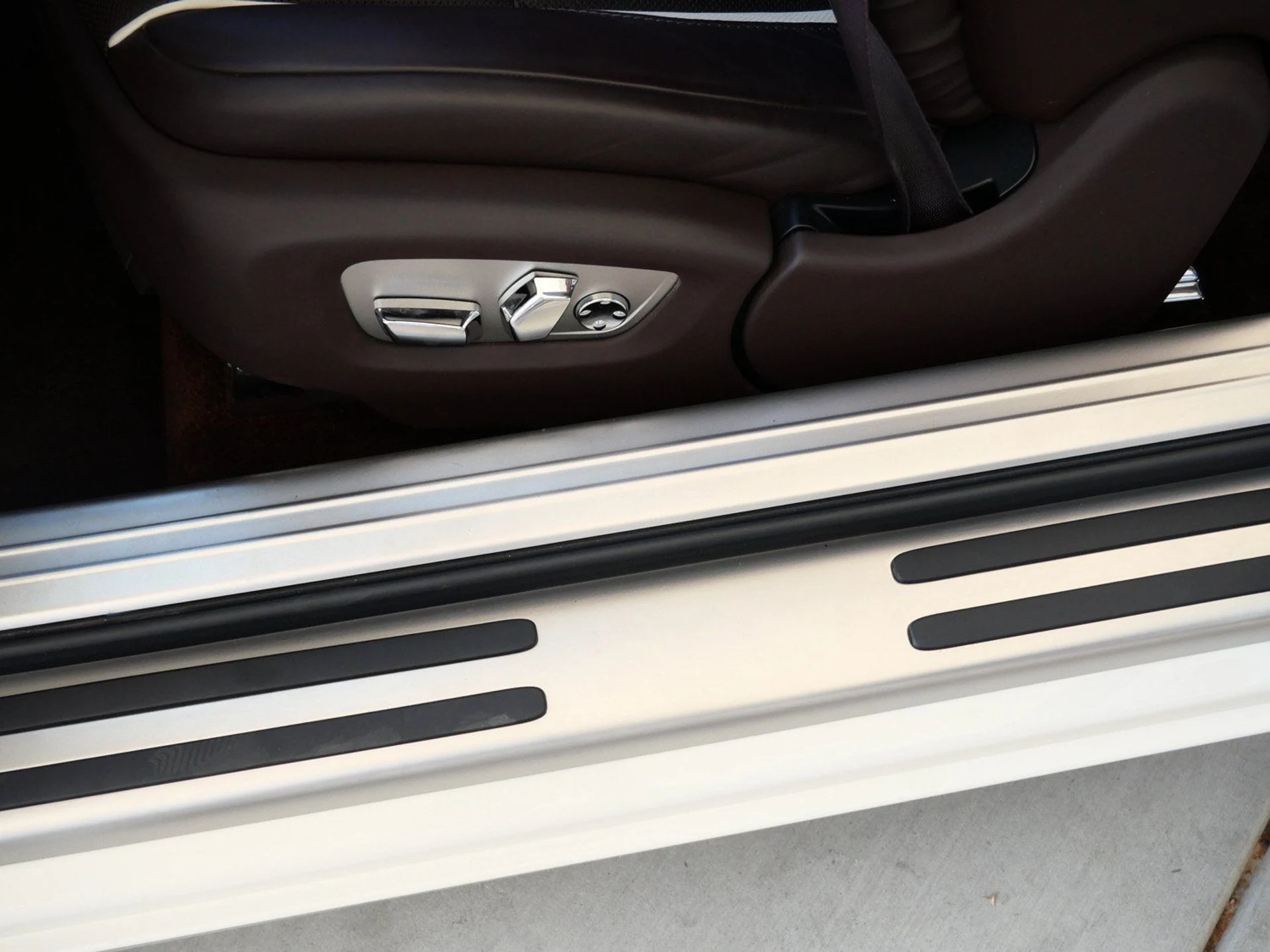 mph008_2956552084_4b28c1621ef4444718fa185c083d97b6x_d9d6248dd2