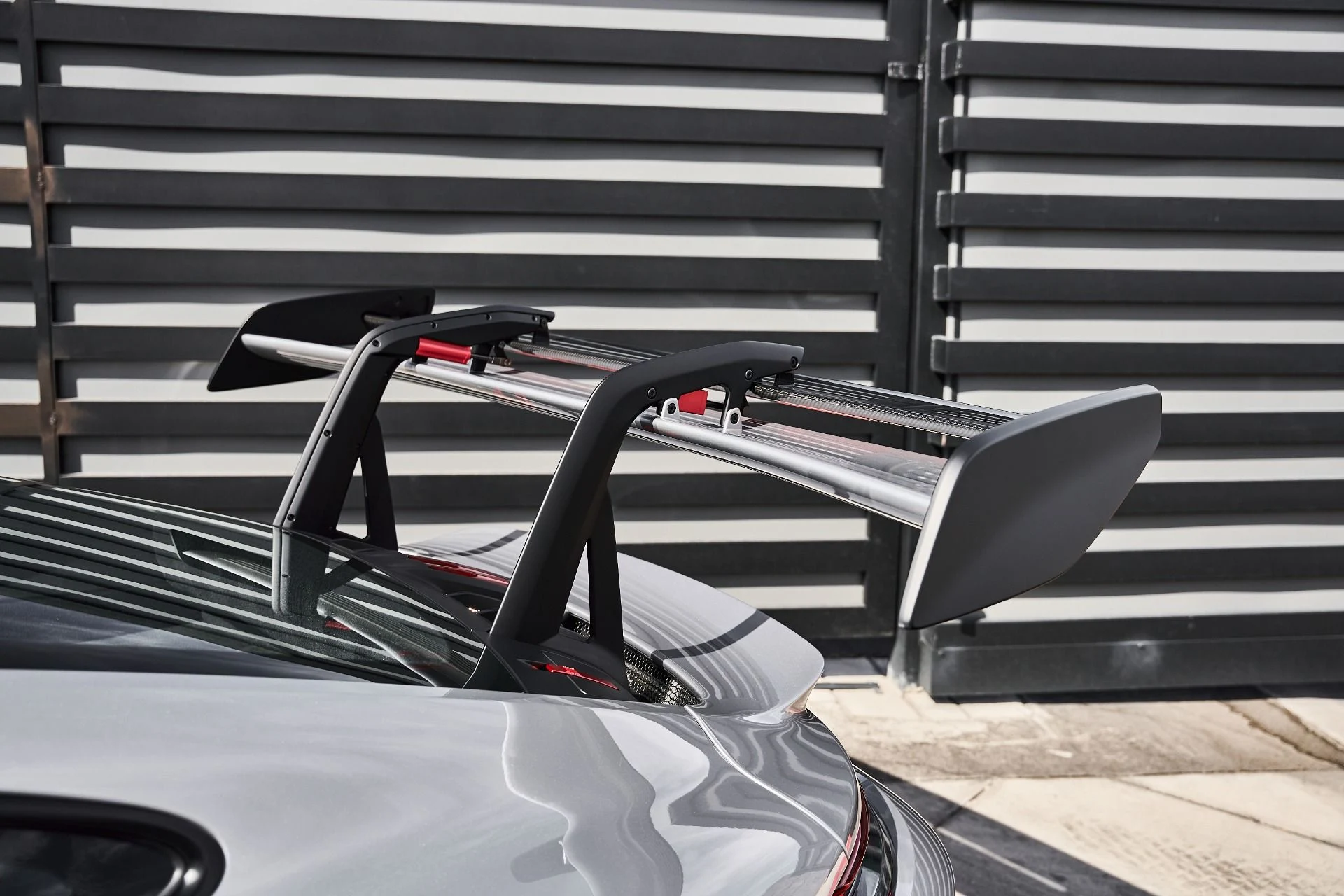 mph008_2958210079_Used_2025_Porsche_911_GT_3_RS_1790467606_a7054d51cb