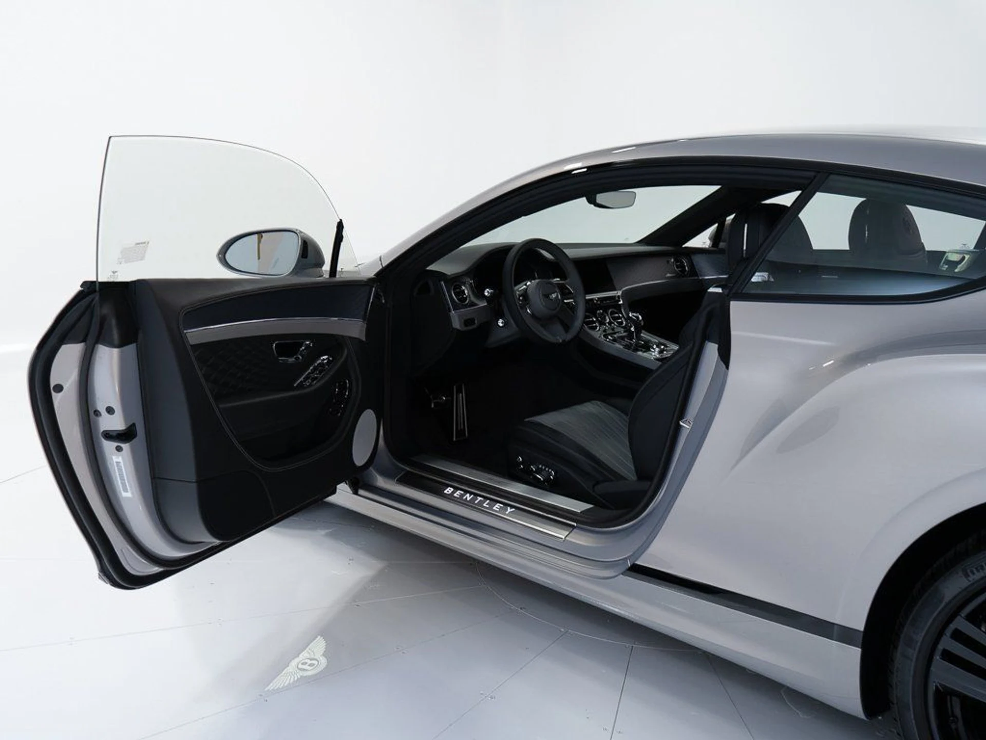 mph008_2963817124_524b69e57f9ea3565583cc4ba2b2492f_8a2685337d