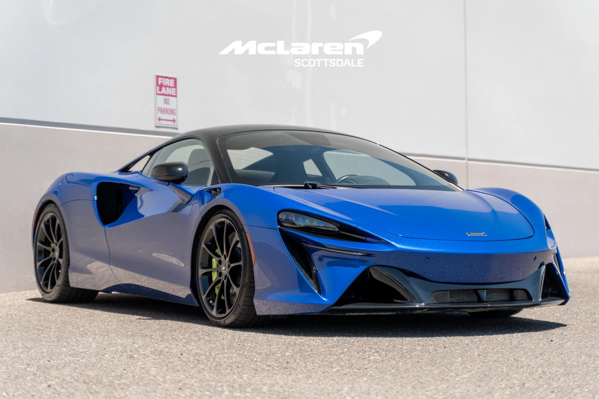mph008_2965701328_Used_2023_MCLAREN_ARTURA_1780682380_c065b53e19