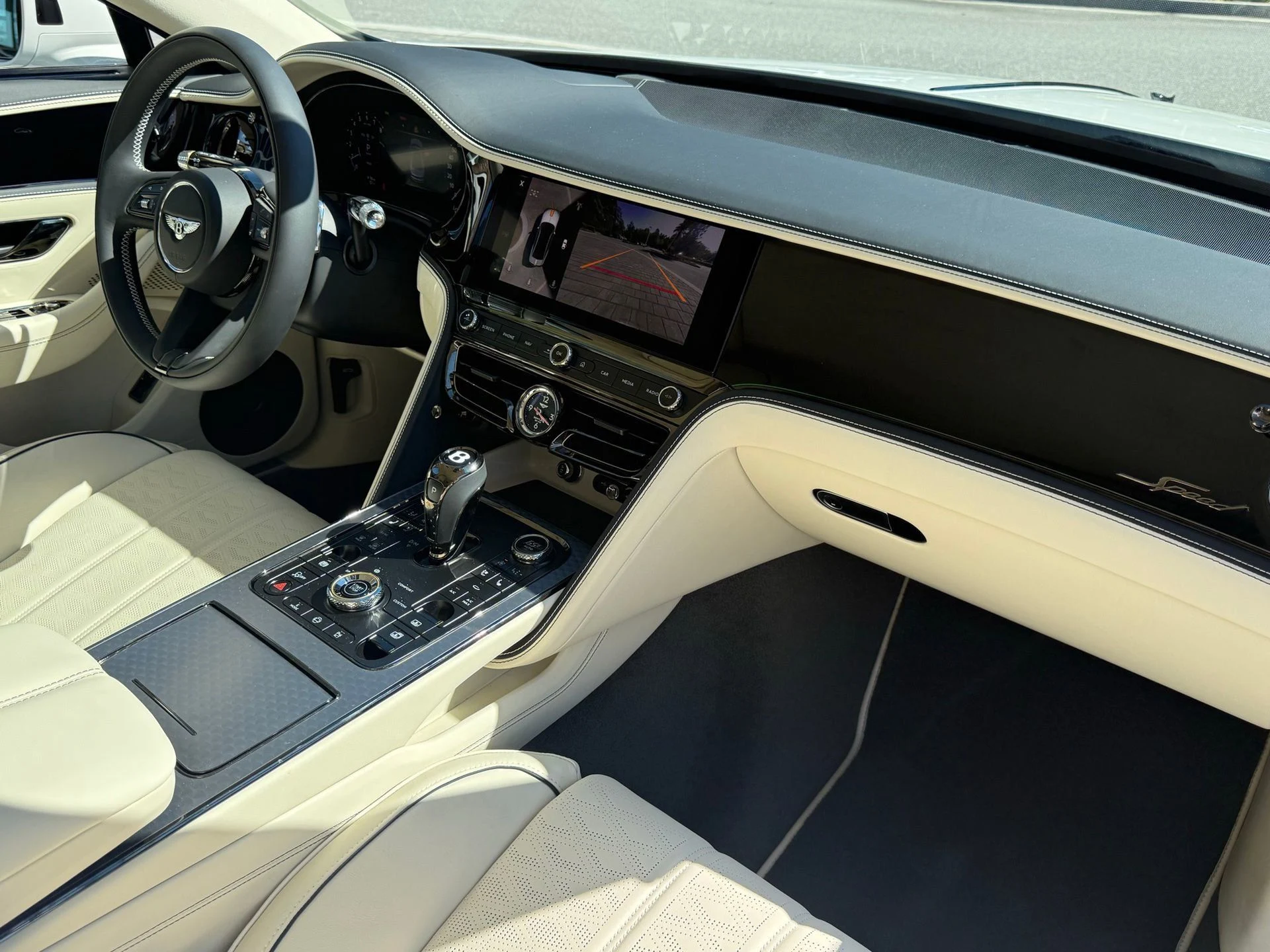 mph008_2970103255_4c556e733cc54c0db8fc2fee85d427b8_848fe100e5