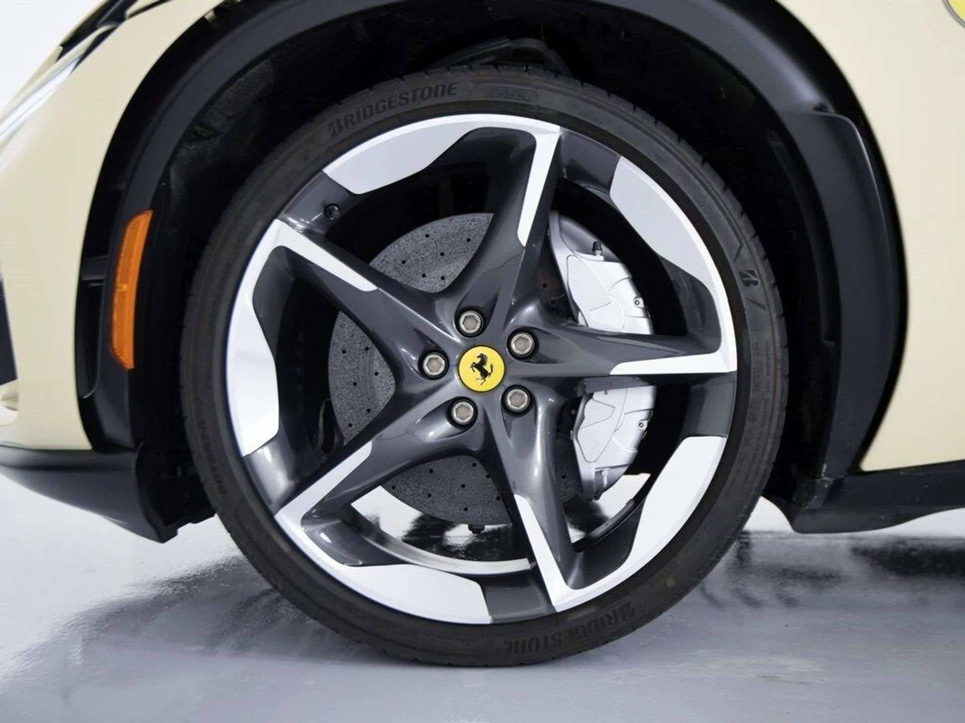 mph008_2973742881_e42f71450f06a0017ea1619e215f5aa8x_531aca2c4b