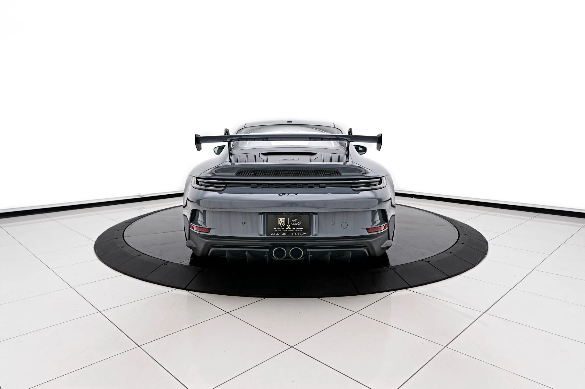 mph008_2974173177_Used_2023_Porsche_911_GT_3_1723305784_e62d4527df