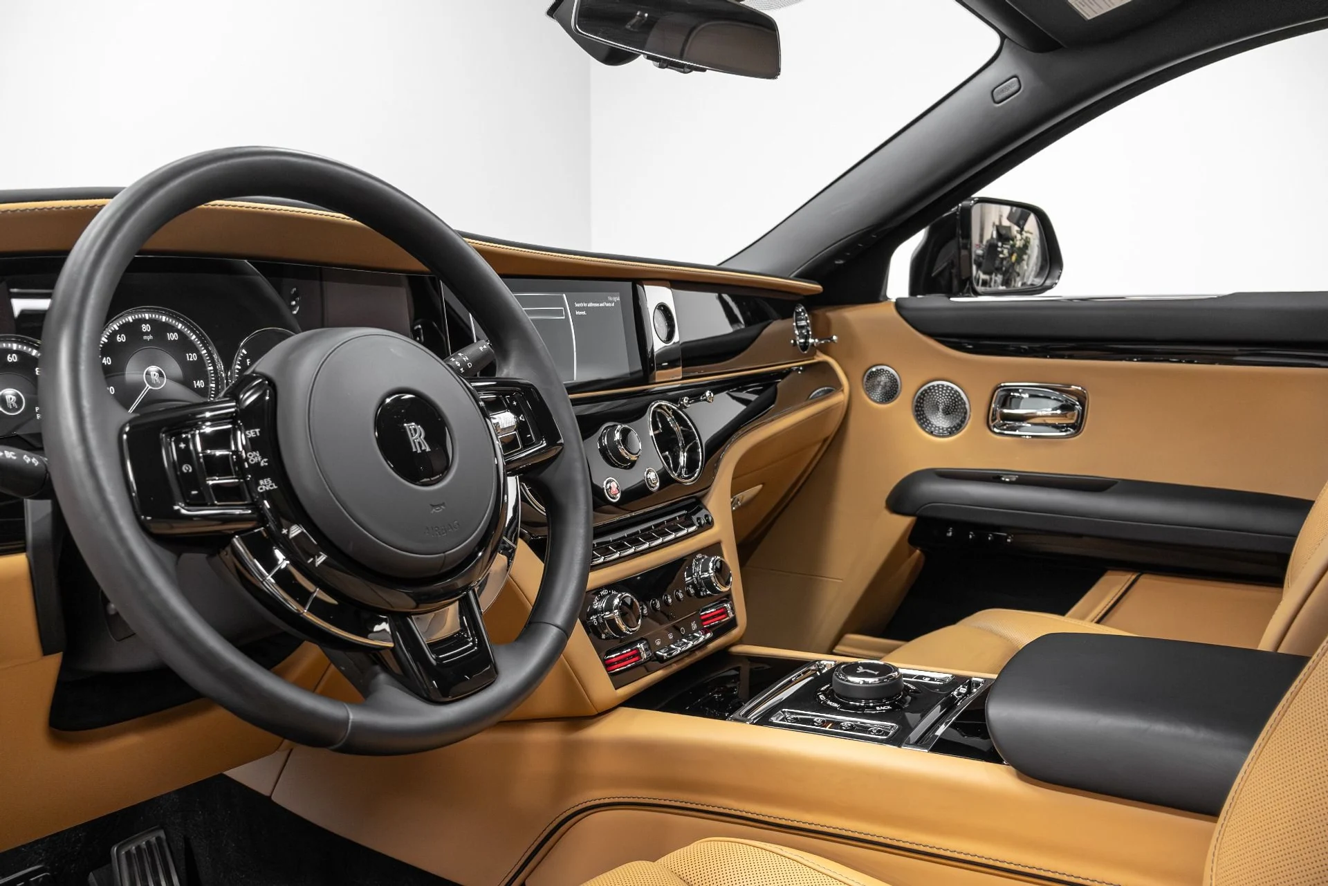 mph008_2978999849_Used_2022_Rolls_Royce_Ghost_1767138760_48ede9ea66