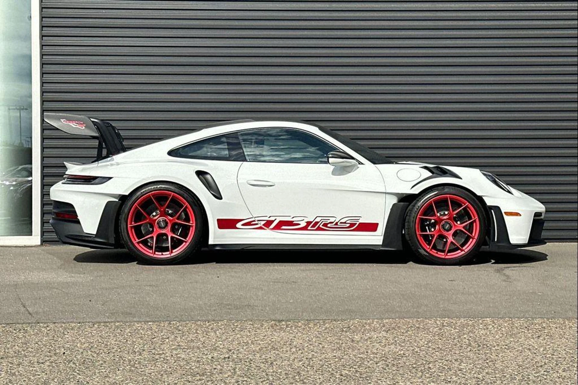 mph008_2981439915_w_De_L64_Qz_Vei_Wwb_Gf8_Oc0_Odk4pfk_17698830d5