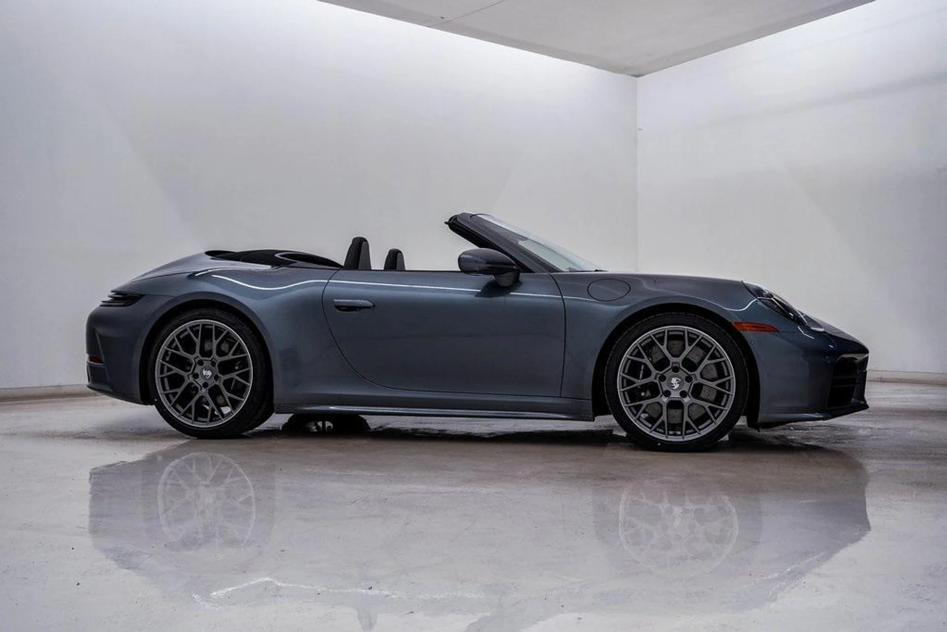 mph008_2996145816_dxs_Os6gji_Uy8_Ggl_VJI_0hm_LQI_26_U_1f484dfcd6